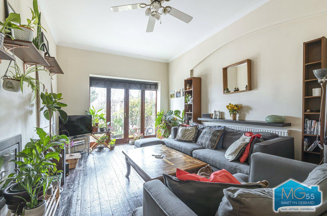 1 bedroom Apartment to rent - Martyn Gerrard
