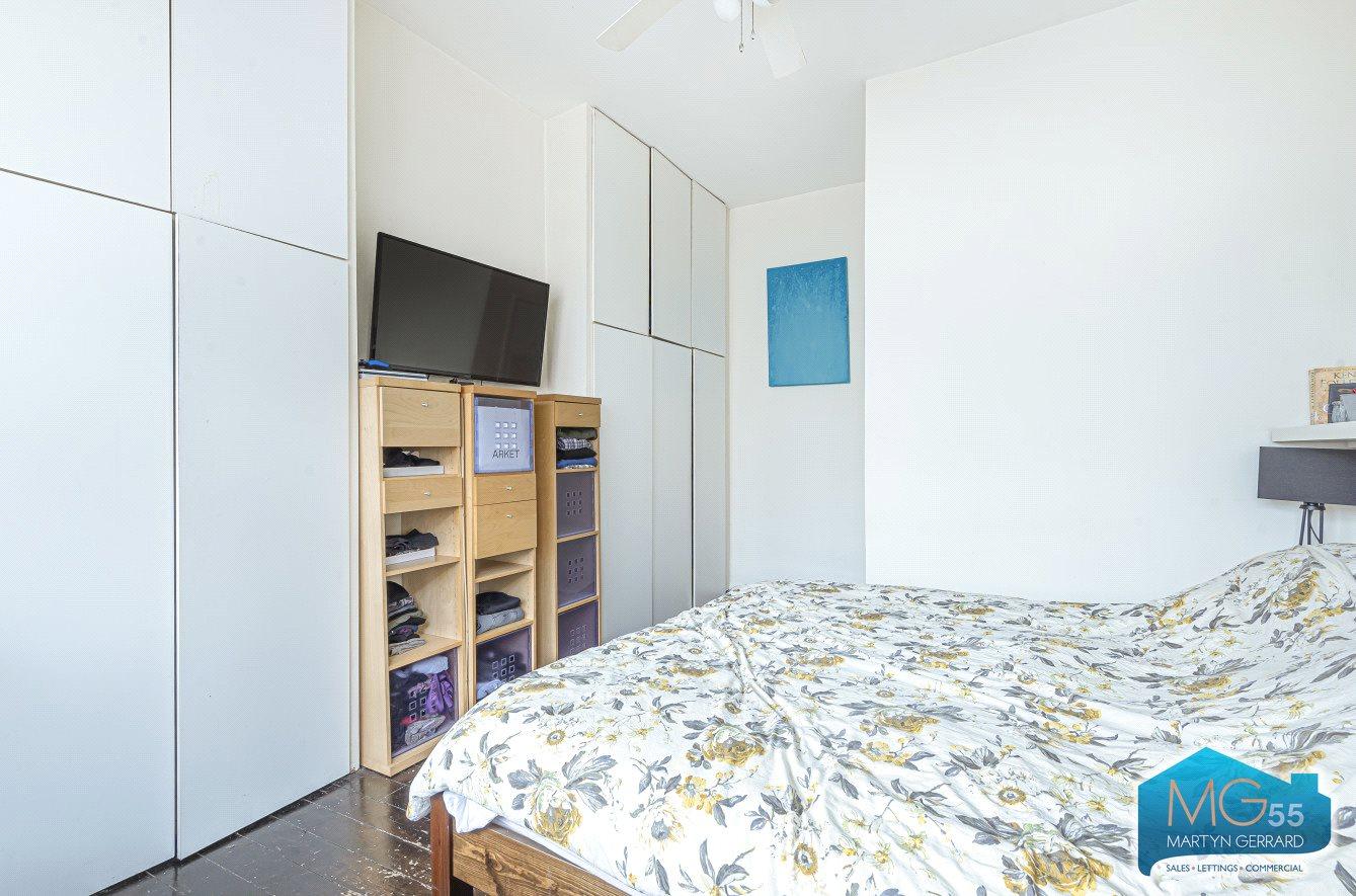 1 bedroom Apartment to rent - Martyn Gerrard