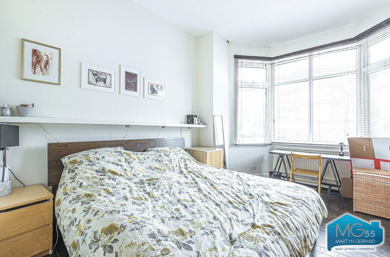 1 bedroom Apartment to rent - Martyn Gerrard