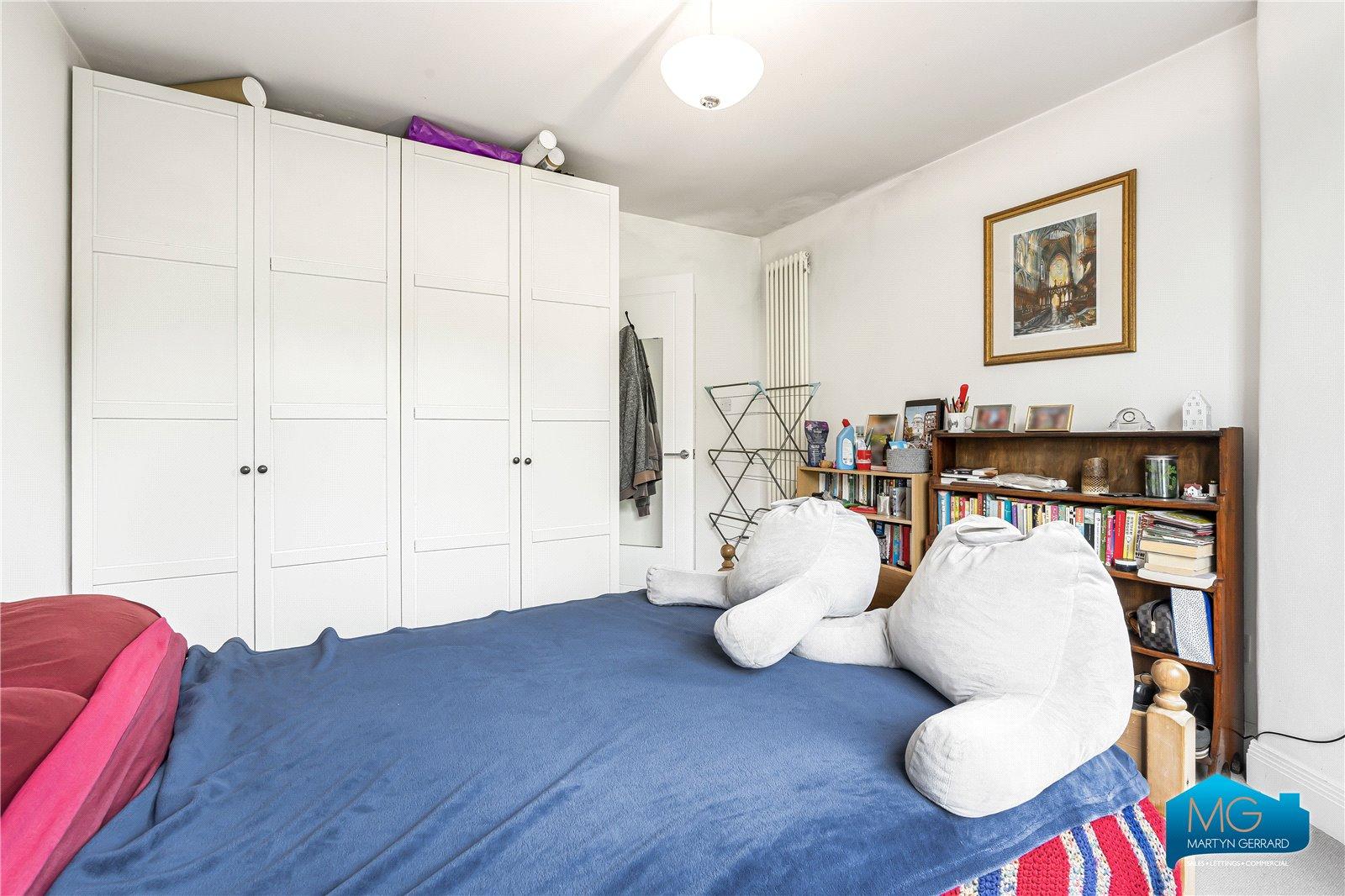 1 bedroom Apartment to rent - Martyn Gerrard