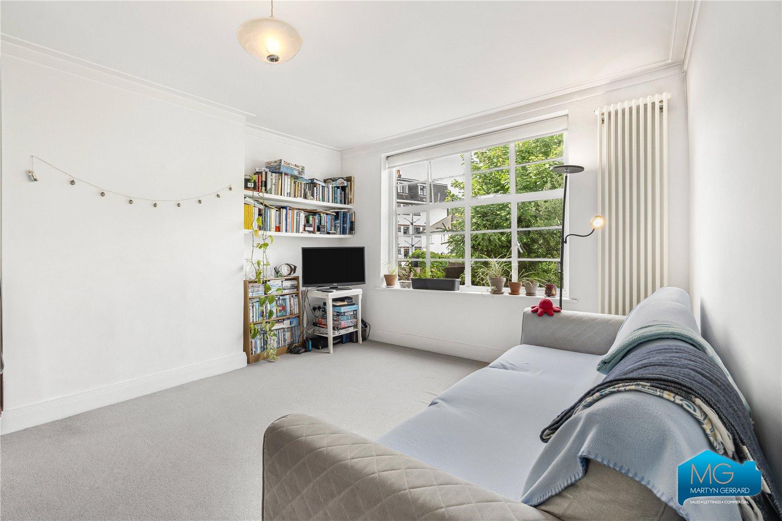 1 bedroom Apartment to rent - Martyn Gerrard