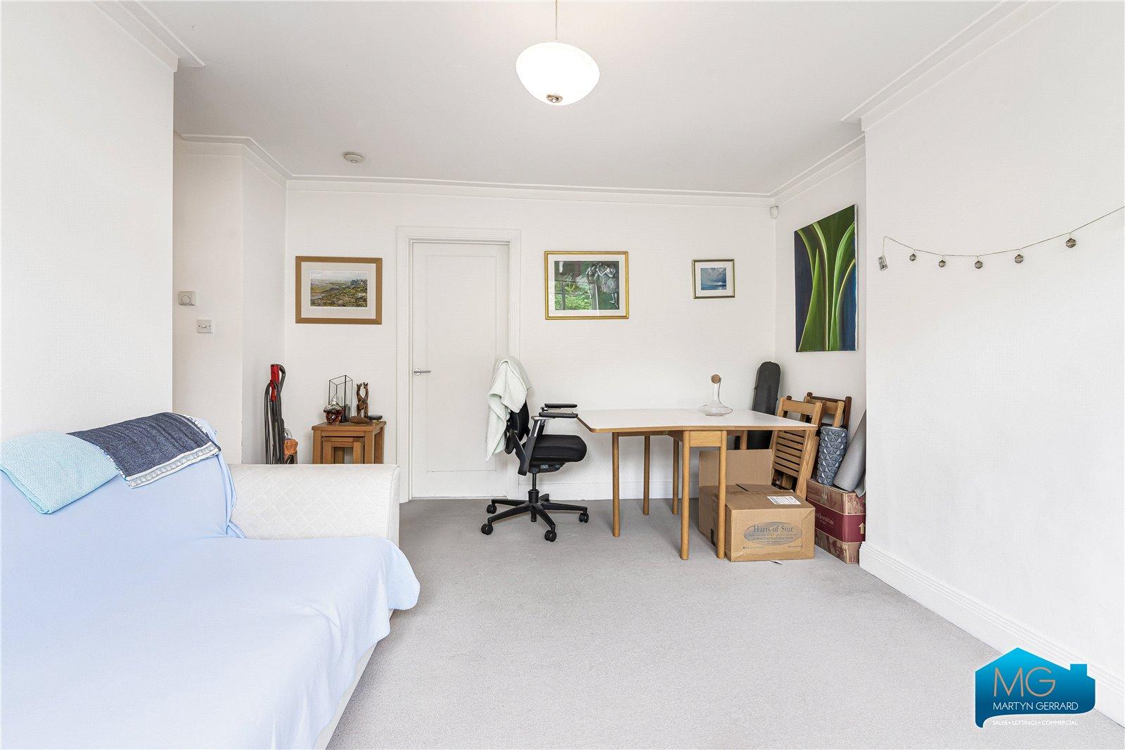 1 bedroom Apartment to rent - Martyn Gerrard