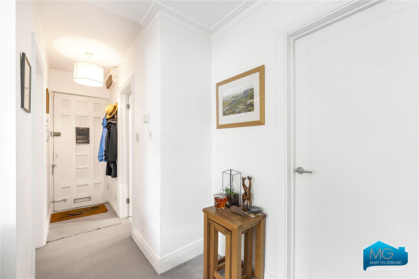 1 bedroom Apartment to rent - Martyn Gerrard