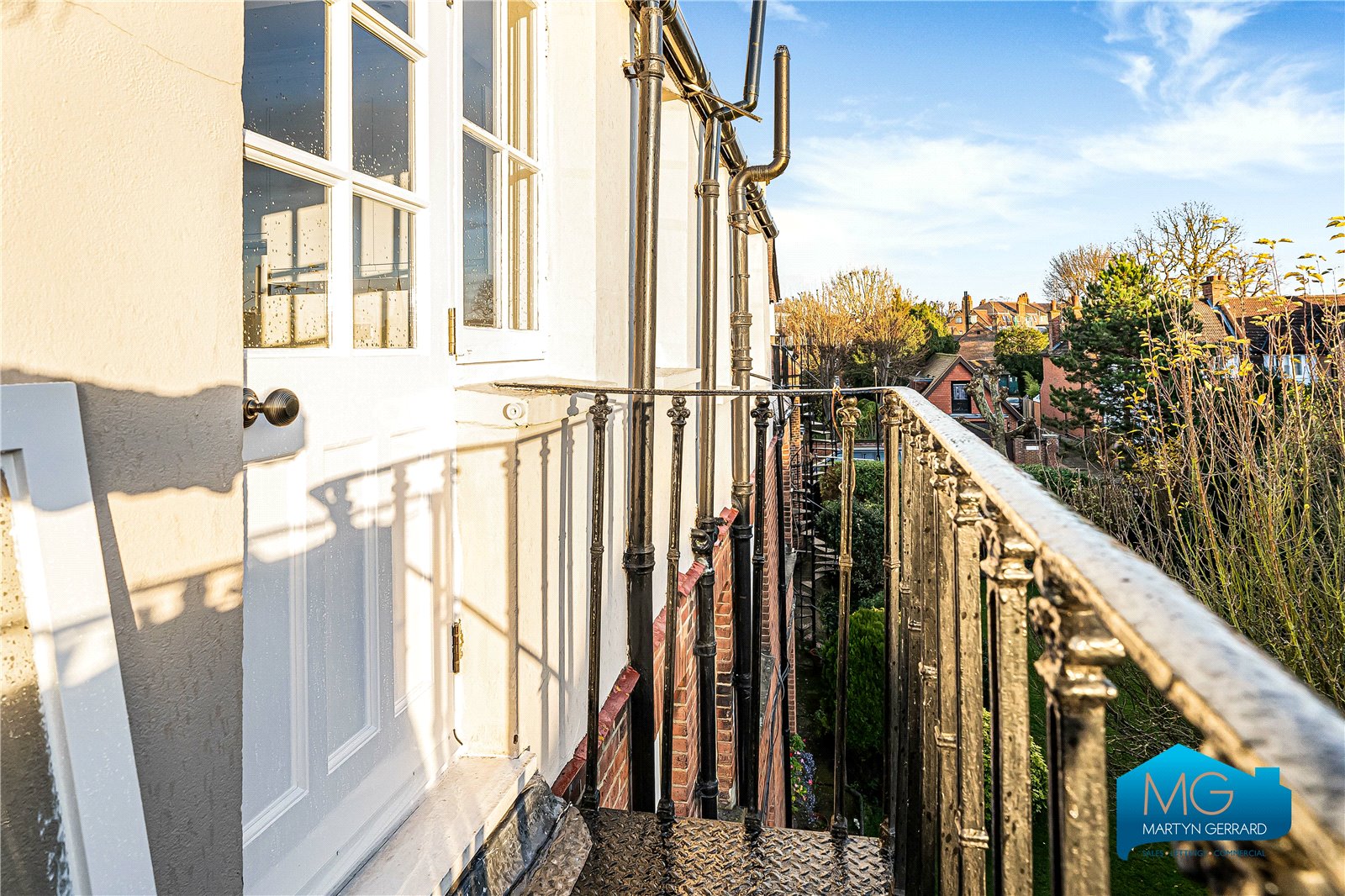 3 bedroom Apartment to rent - Martyn Gerrard