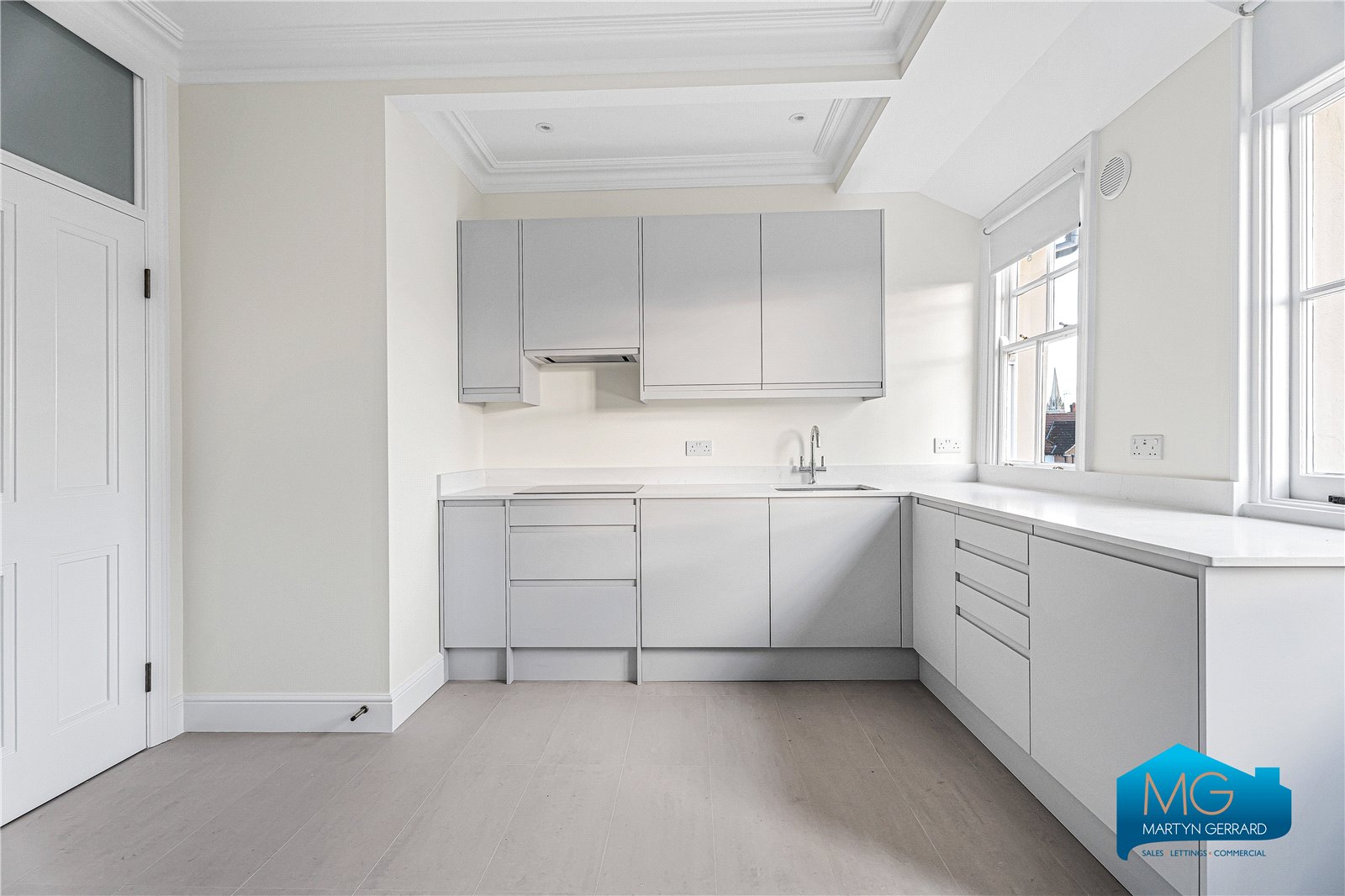 3 bedroom Apartment to rent - Martyn Gerrard