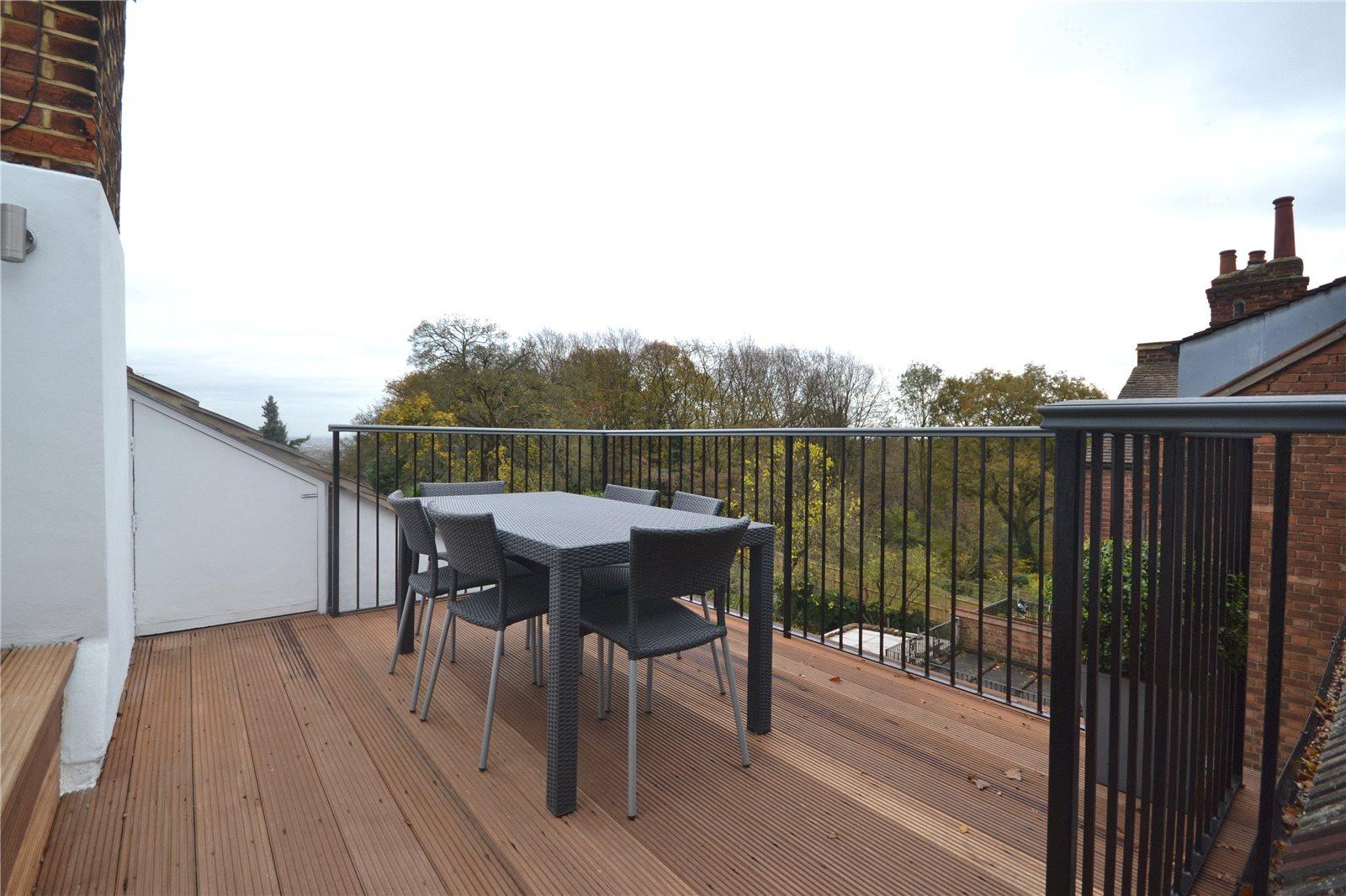 1 bedroom Apartment to rent - Martyn Gerrard