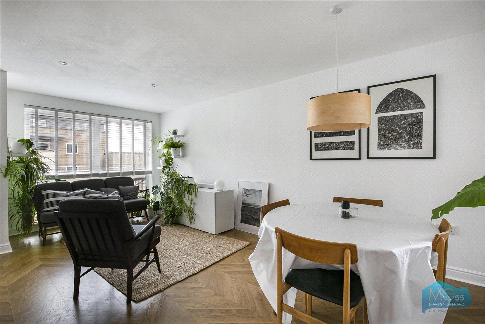 2 bedroom Apartment to rent - Martyn Gerrard