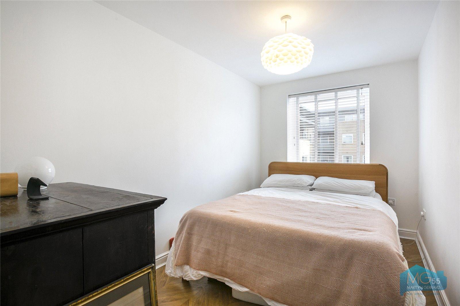 2 bedroom Apartment to rent - Martyn Gerrard