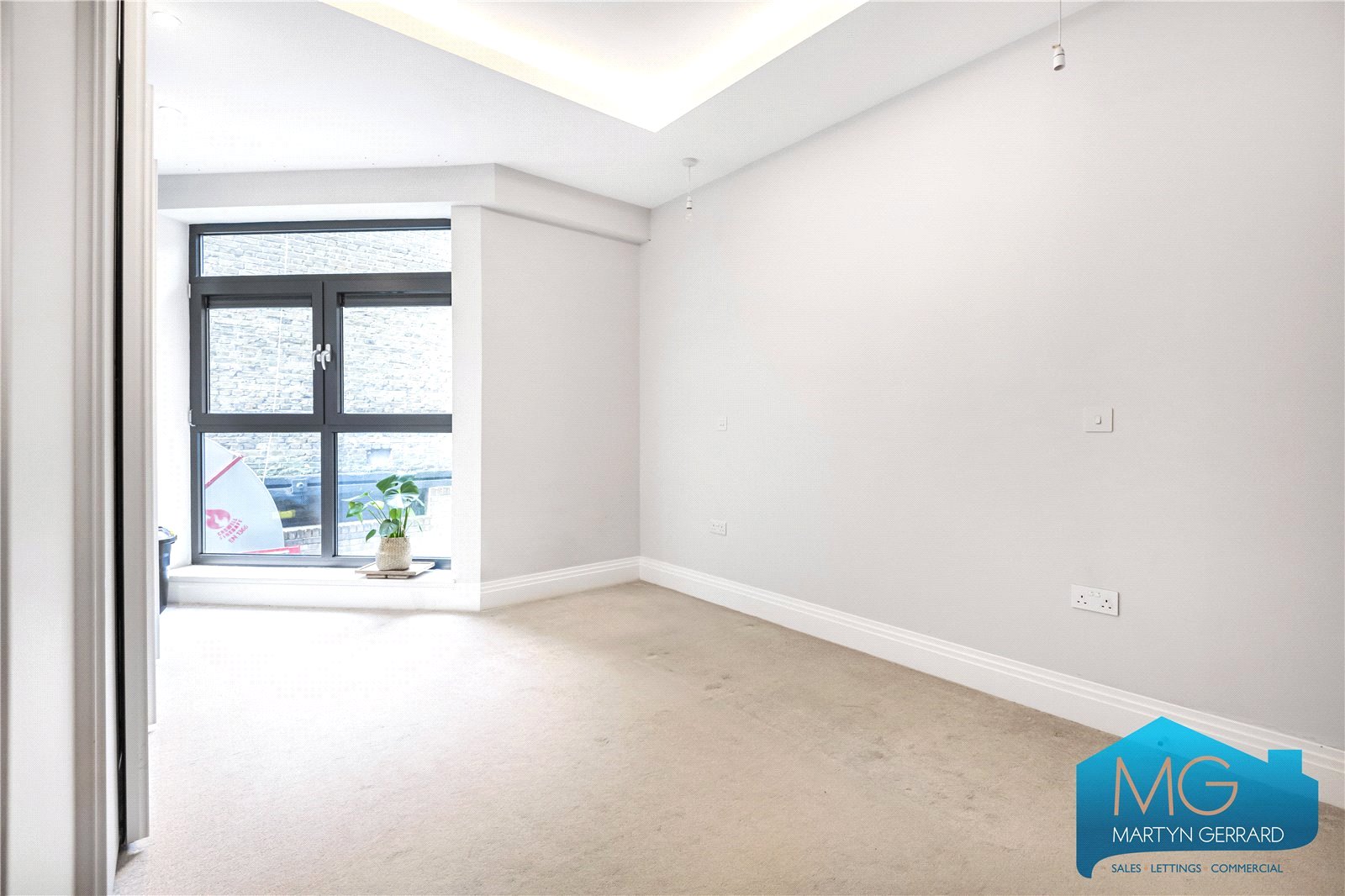 2 bedroom Apartment to rent - Martyn Gerrard