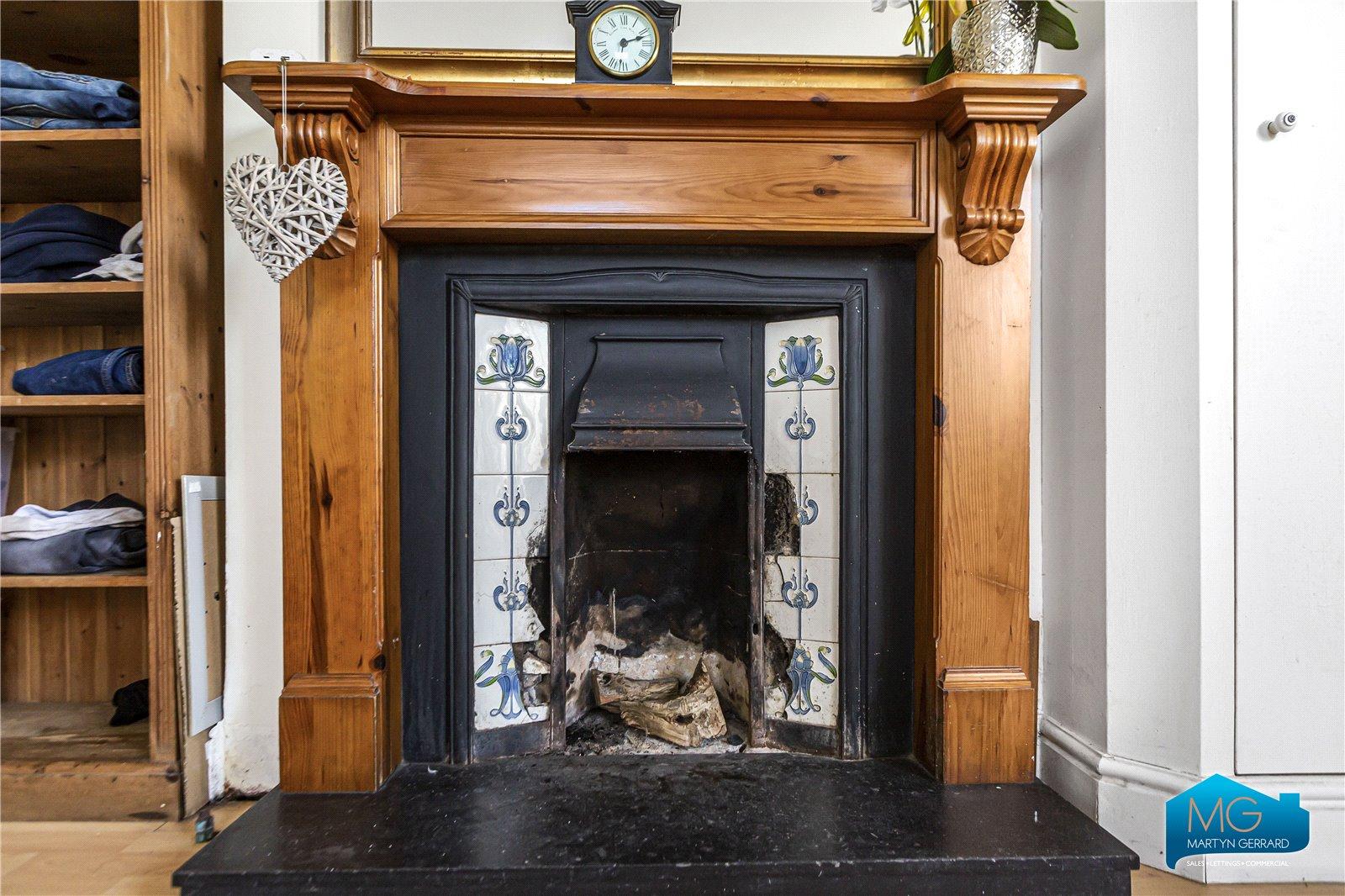1 bedroom Ground Floor Flat to rent - Martyn Gerrard