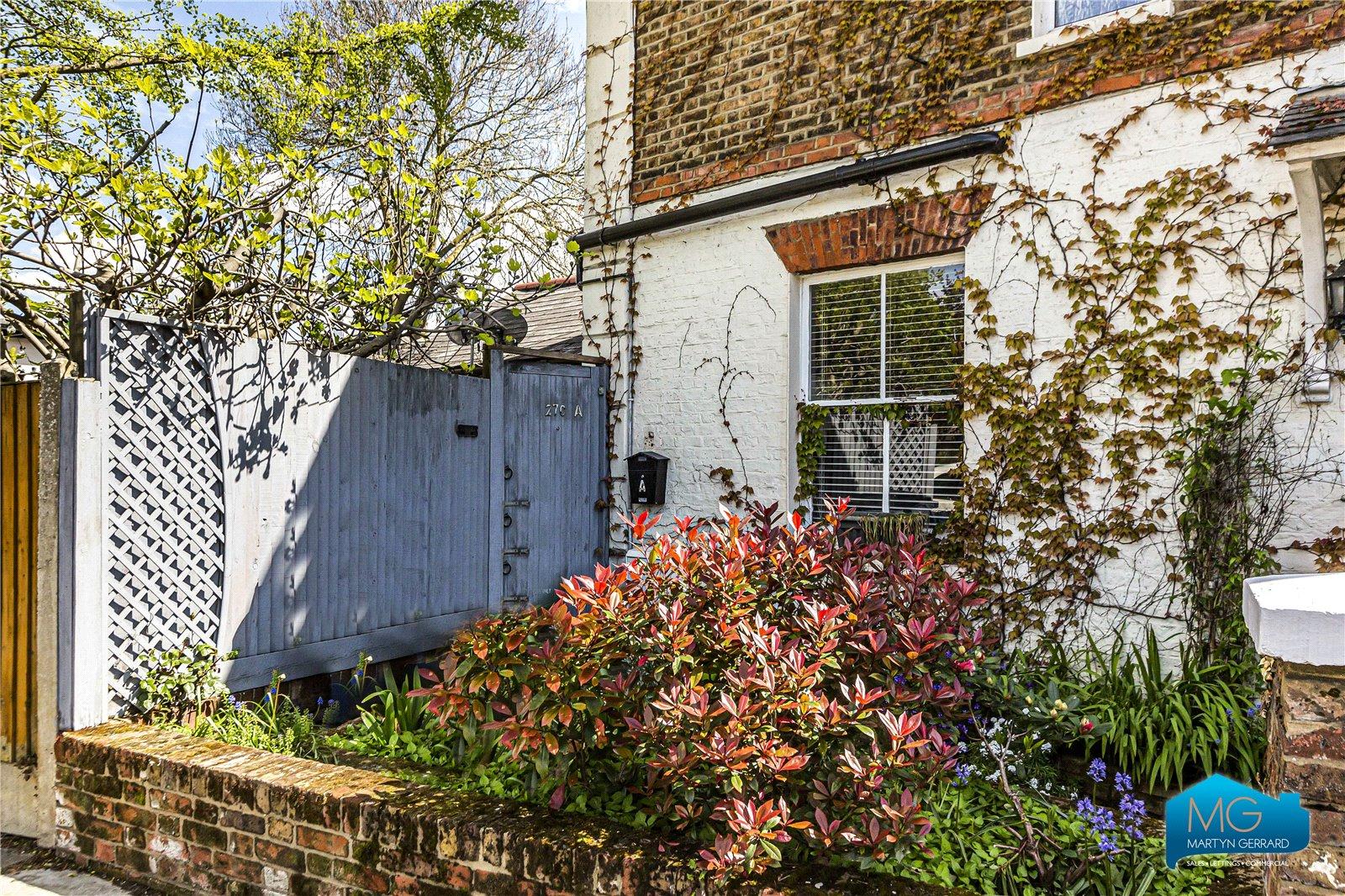 1 bedroom Ground Floor Flat to rent - Martyn Gerrard