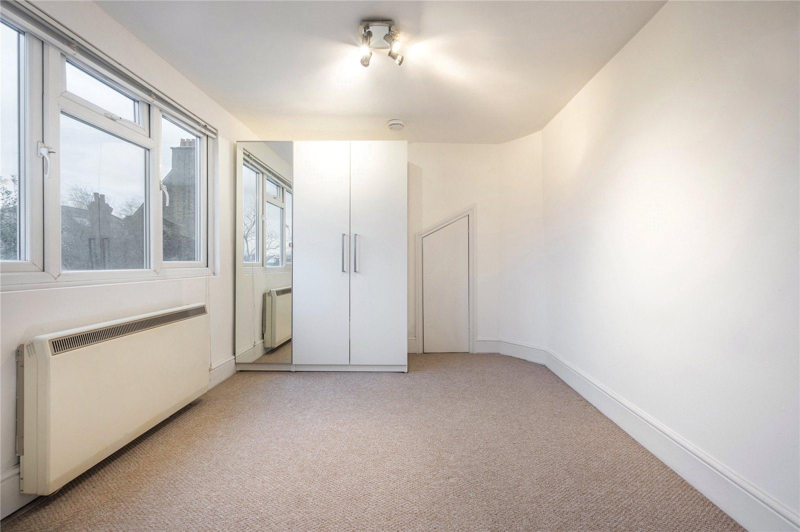 1 bedroom Apartment to rent - Martyn Gerrard