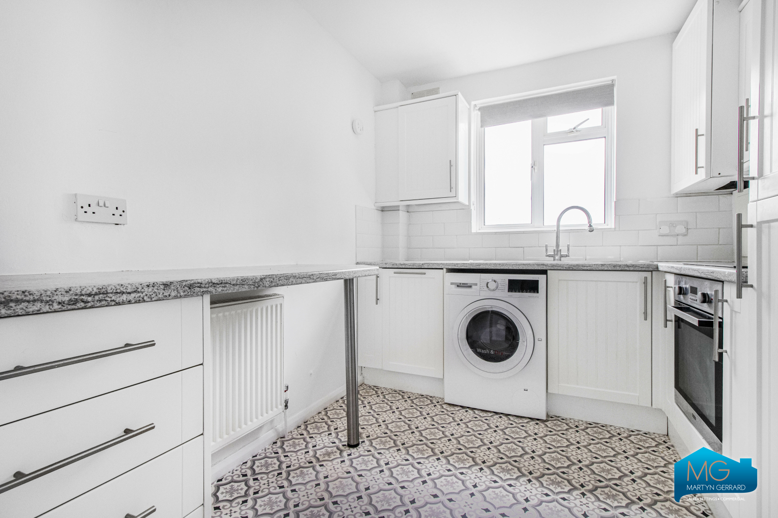 1 bedroom Apartment to rent - Martyn Gerrard