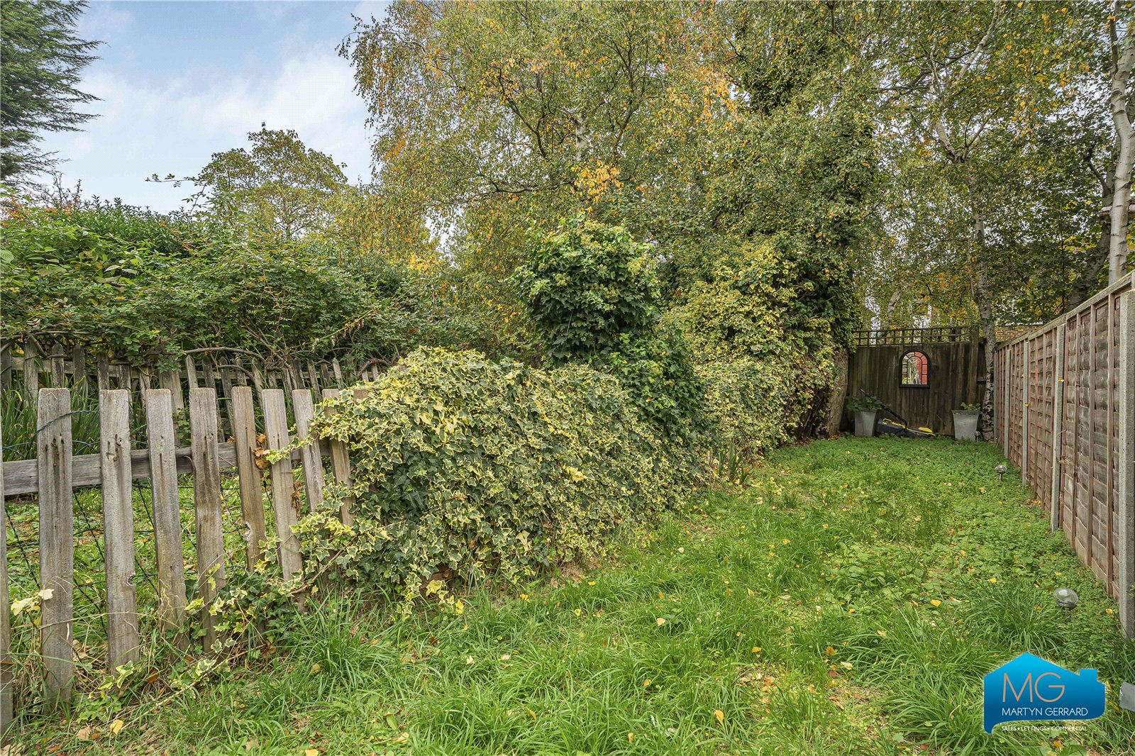 2 bedroom Ground Floor Flat to rent - Martyn Gerrard