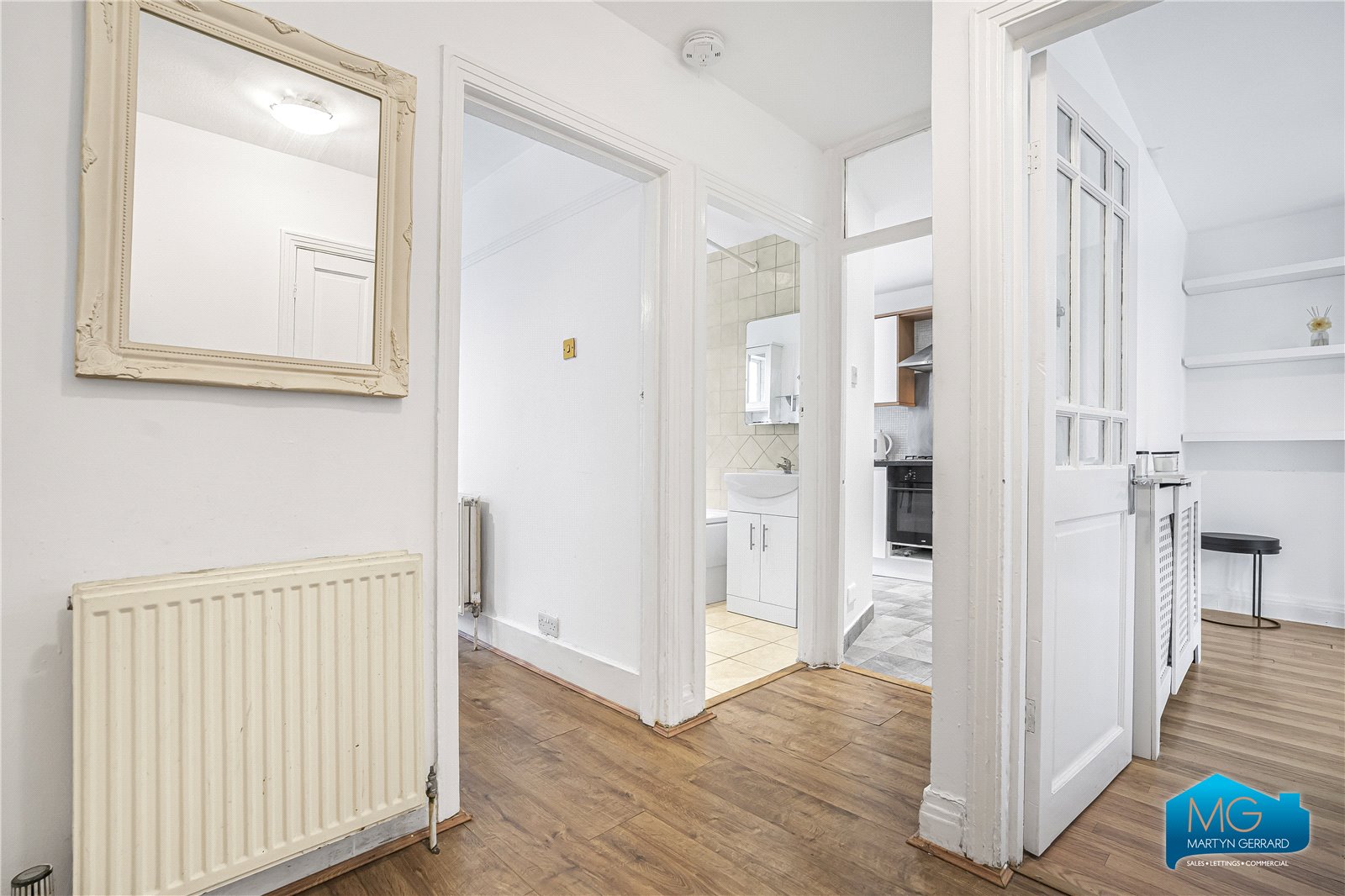2 bedroom Ground Floor Flat to rent - Martyn Gerrard
