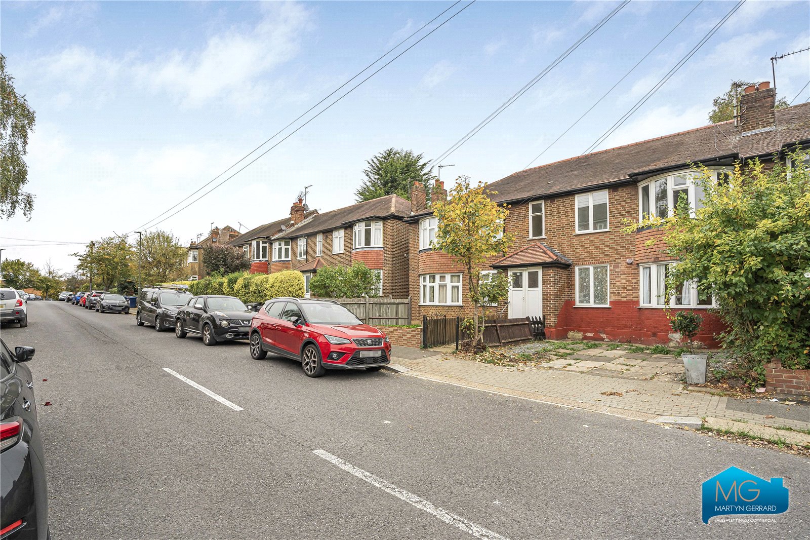 2 bedroom Ground Floor Flat to rent - Martyn Gerrard