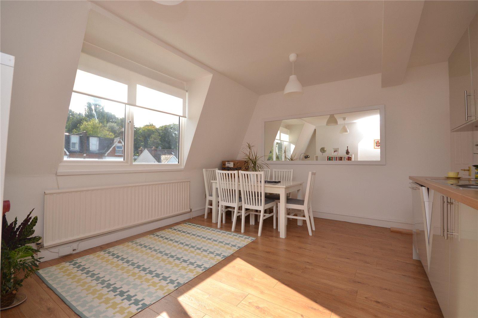1 bedroom Apartment to rent - Martyn Gerrard