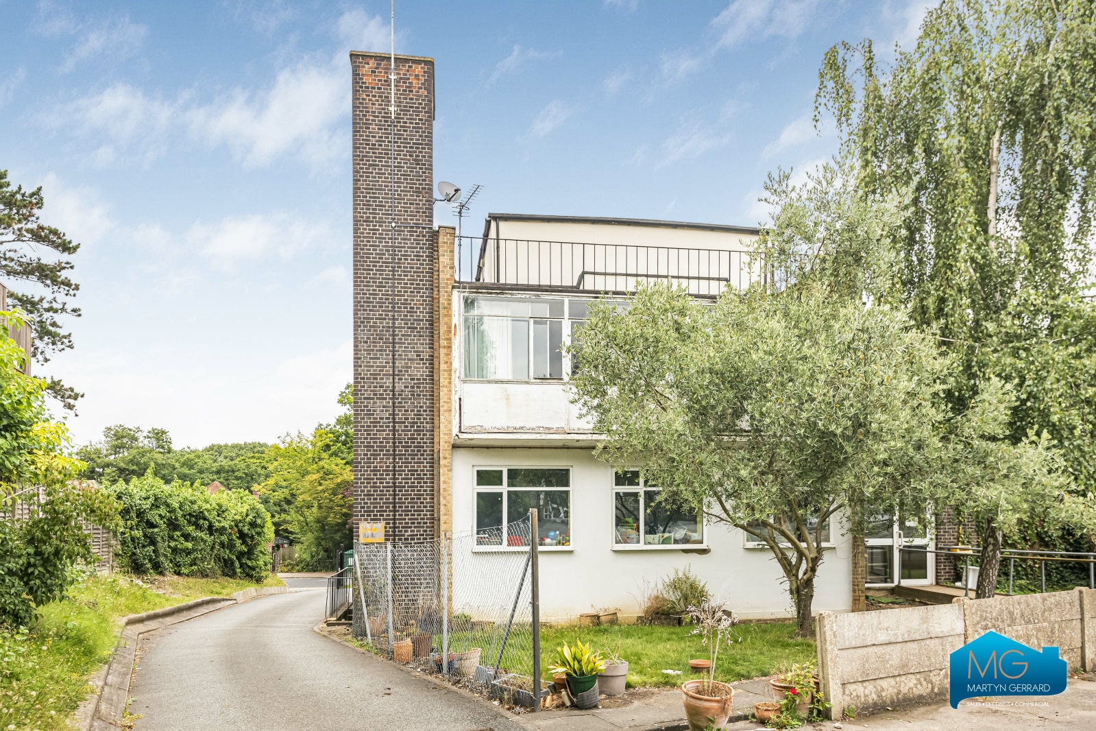 3 bedroom Property to rent - Martyn Gerrard