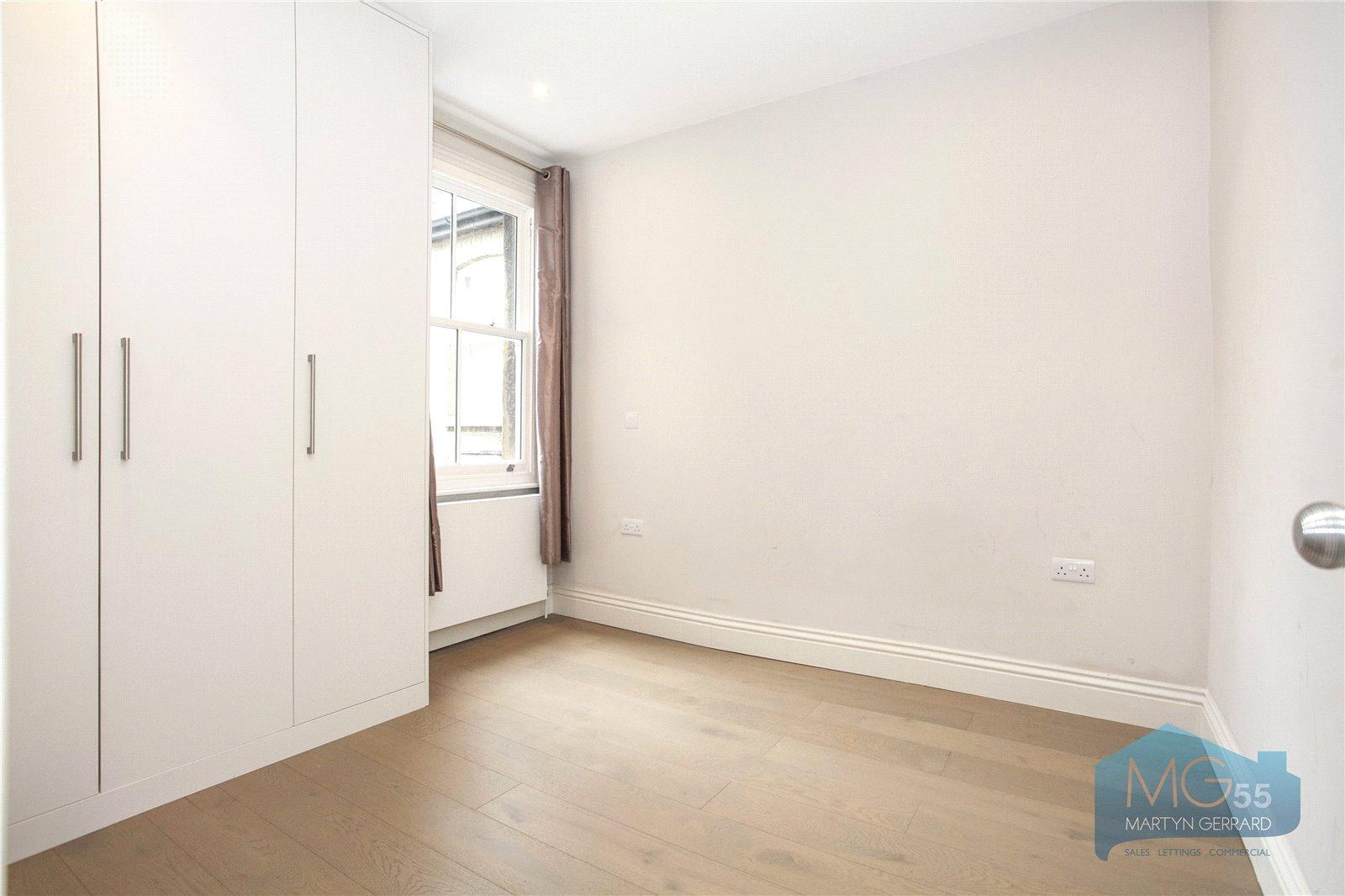 4 bedroom Terraced House to rent - Martyn Gerrard