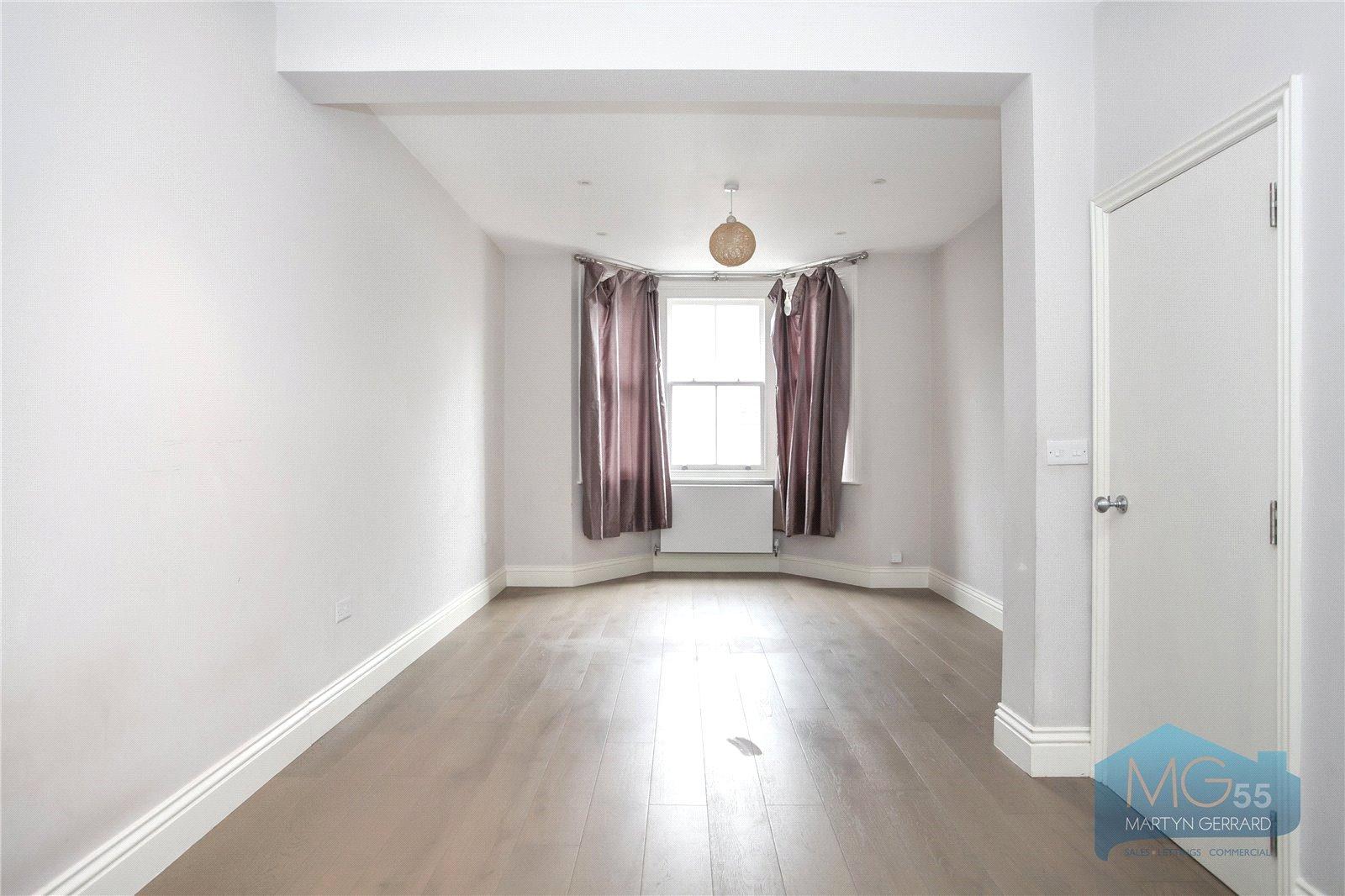 4 bedroom Terraced House to rent - Martyn Gerrard