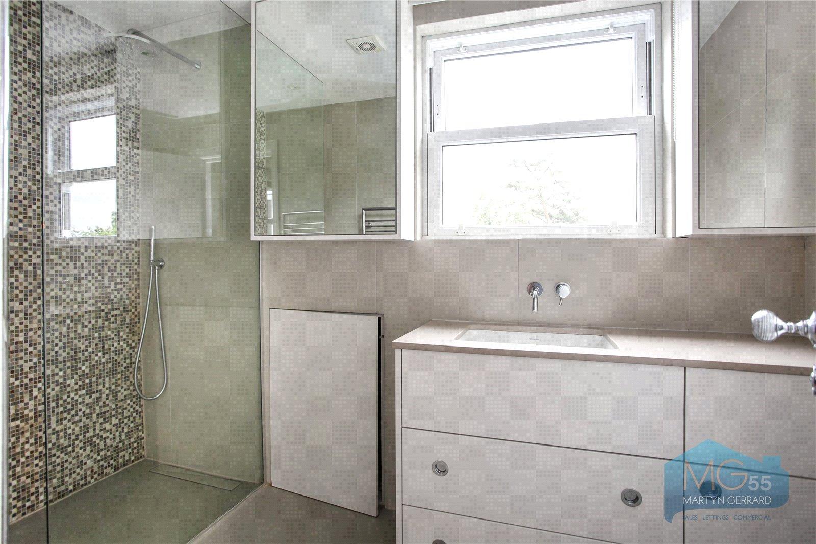 4 bedroom Terraced House to rent - Martyn Gerrard