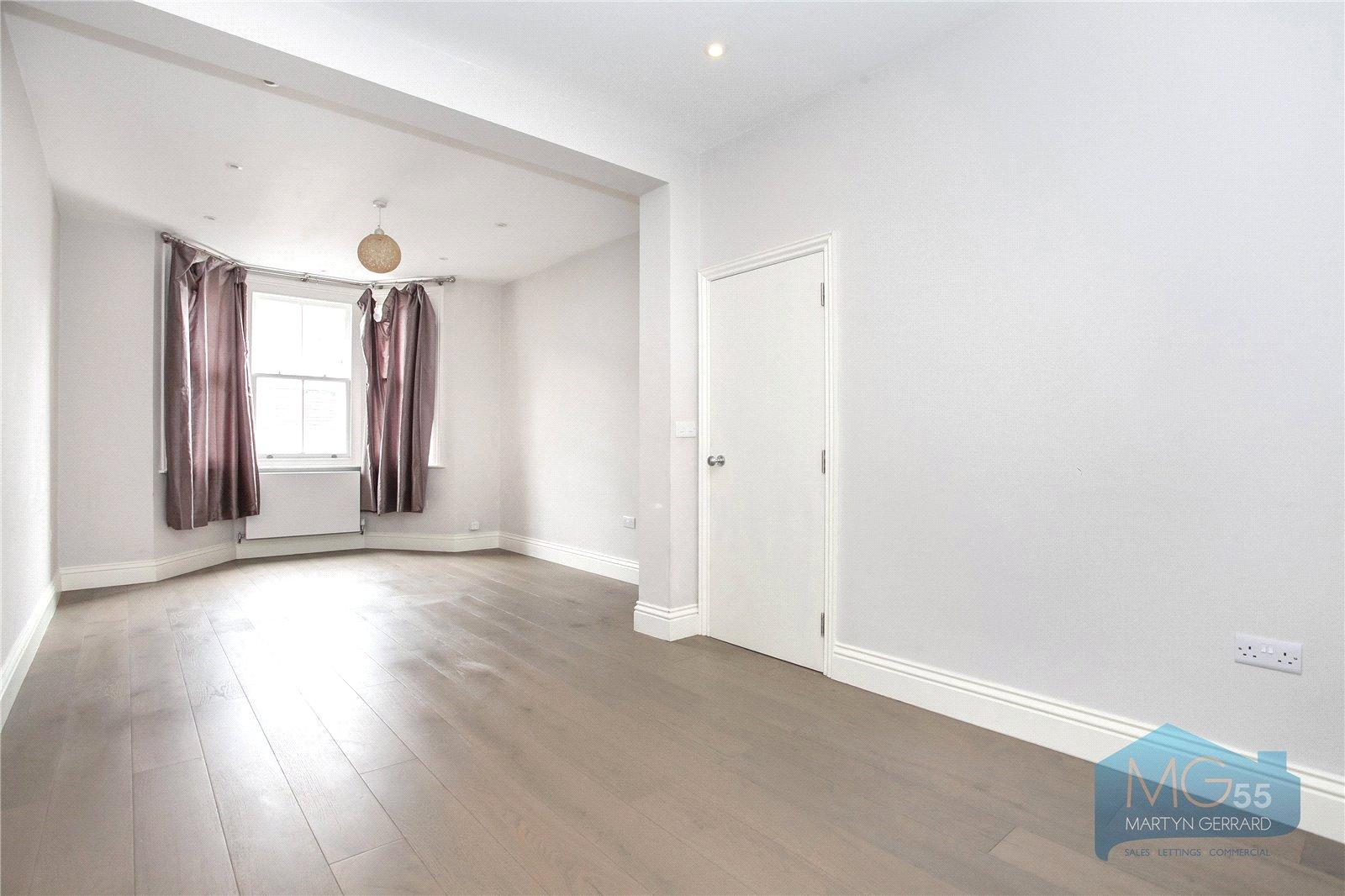 4 bedroom Terraced House to rent - Martyn Gerrard