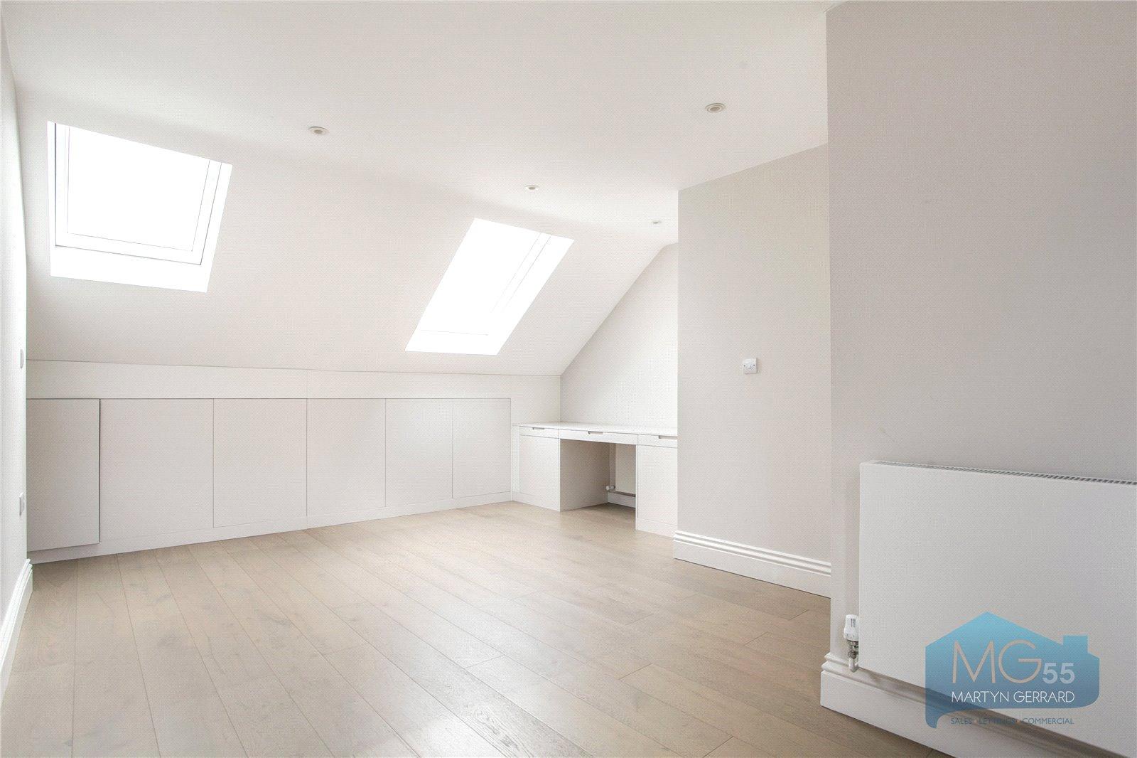 4 bedroom Terraced House to rent - Martyn Gerrard