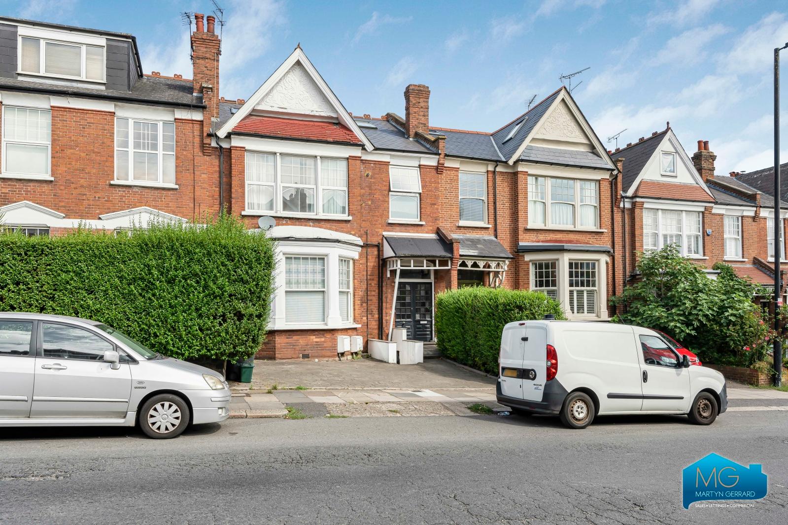 4 bedroom Apartment to rent - Martyn Gerrard