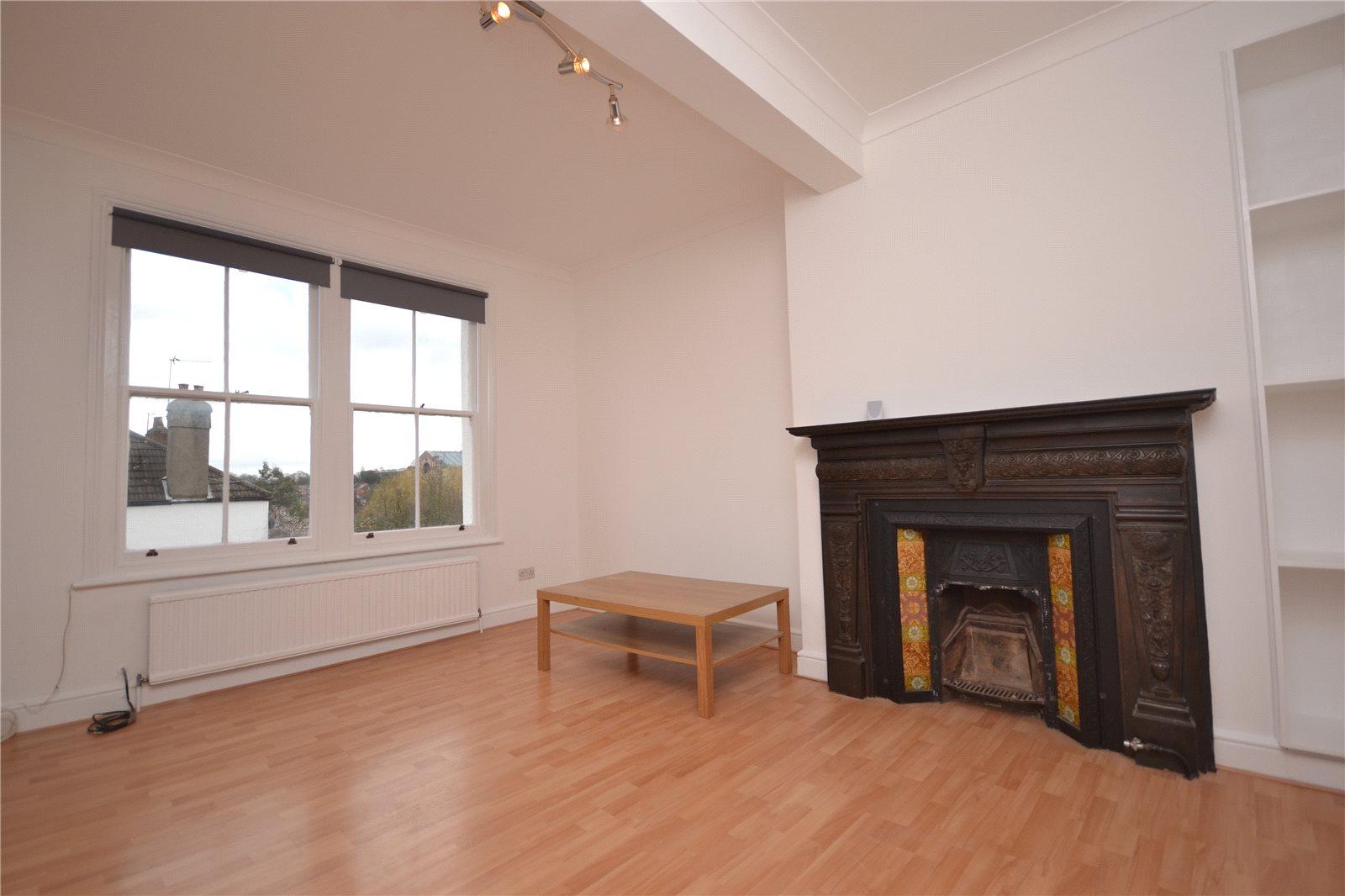 2 bedroom Apartment to rent + ' - Martyn Gerrard