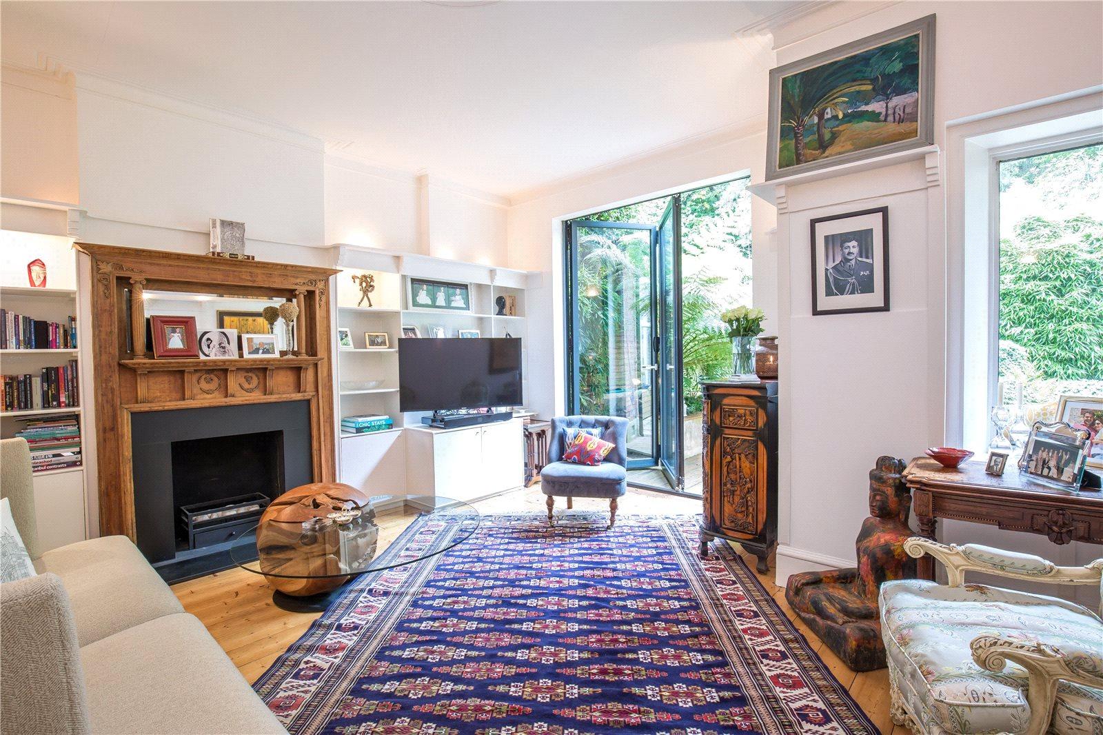 3 bedroom Apartment to rent - Martyn Gerrard