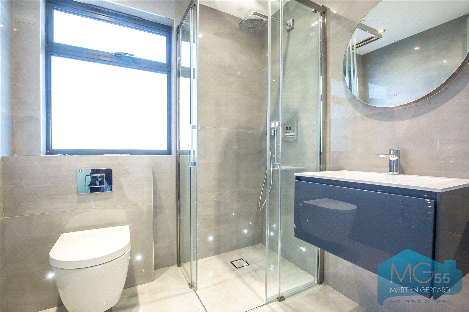 5 bedroom Detached House to rent - Martyn Gerrard