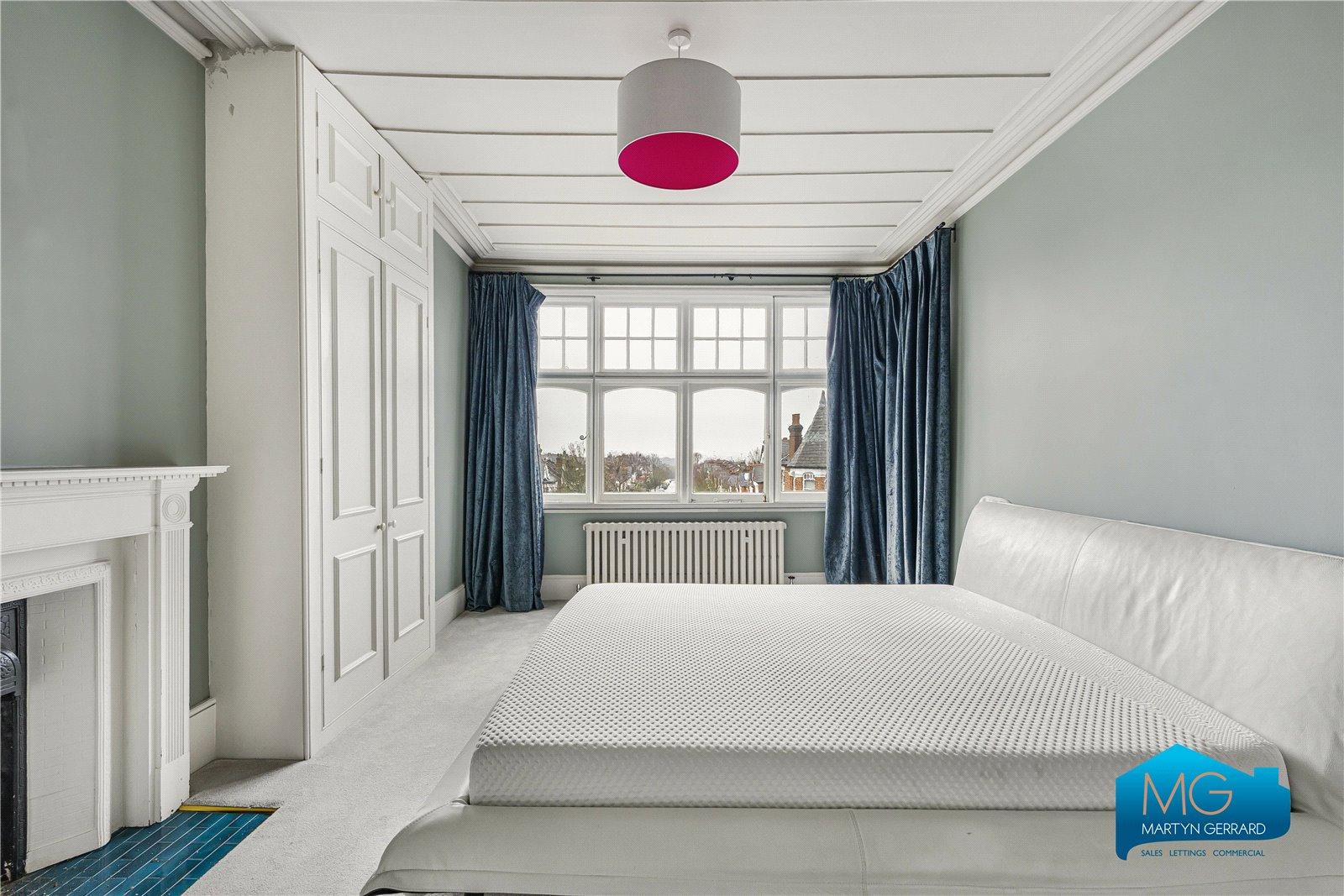 5 bedroom Terraced House to rent - Martyn Gerrard