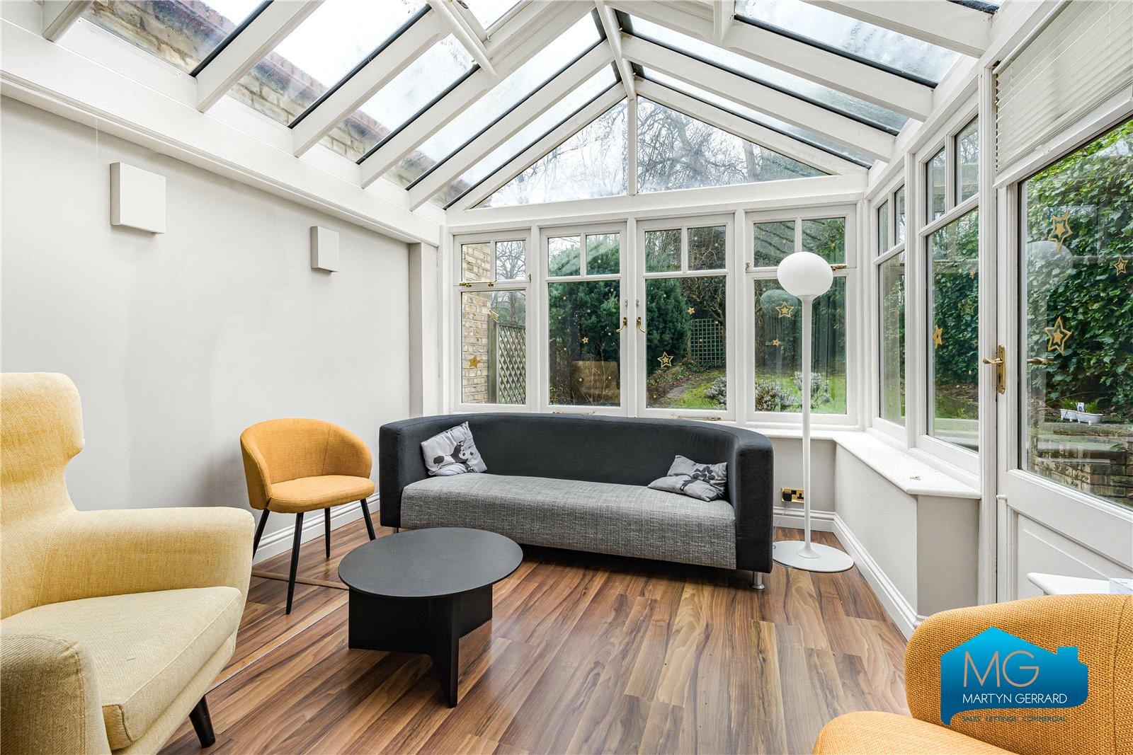 5 bedroom Terraced House to rent - Martyn Gerrard