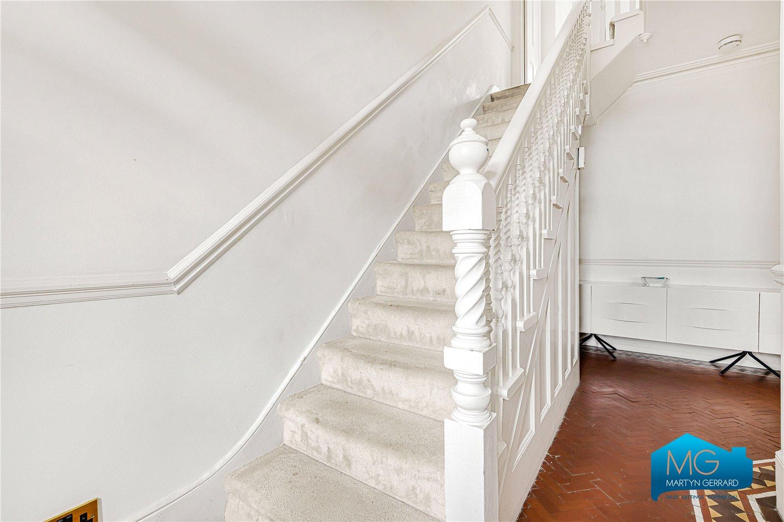 5 bedroom Terraced House to rent - Martyn Gerrard