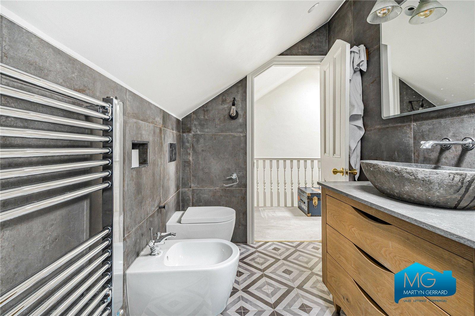 5 bedroom Terraced House to rent - Martyn Gerrard
