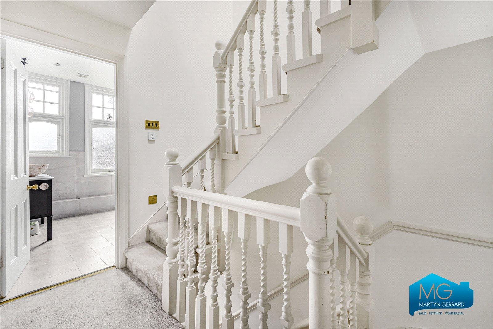5 bedroom Terraced House to rent - Martyn Gerrard