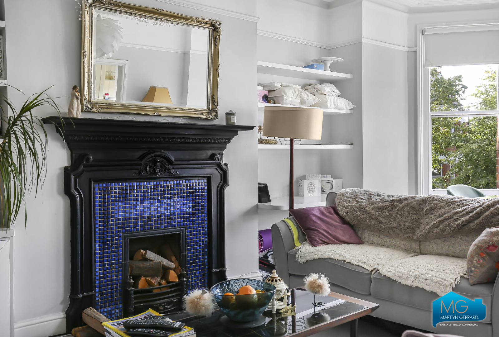2 bedroom Apartment to rent - Martyn Gerrard