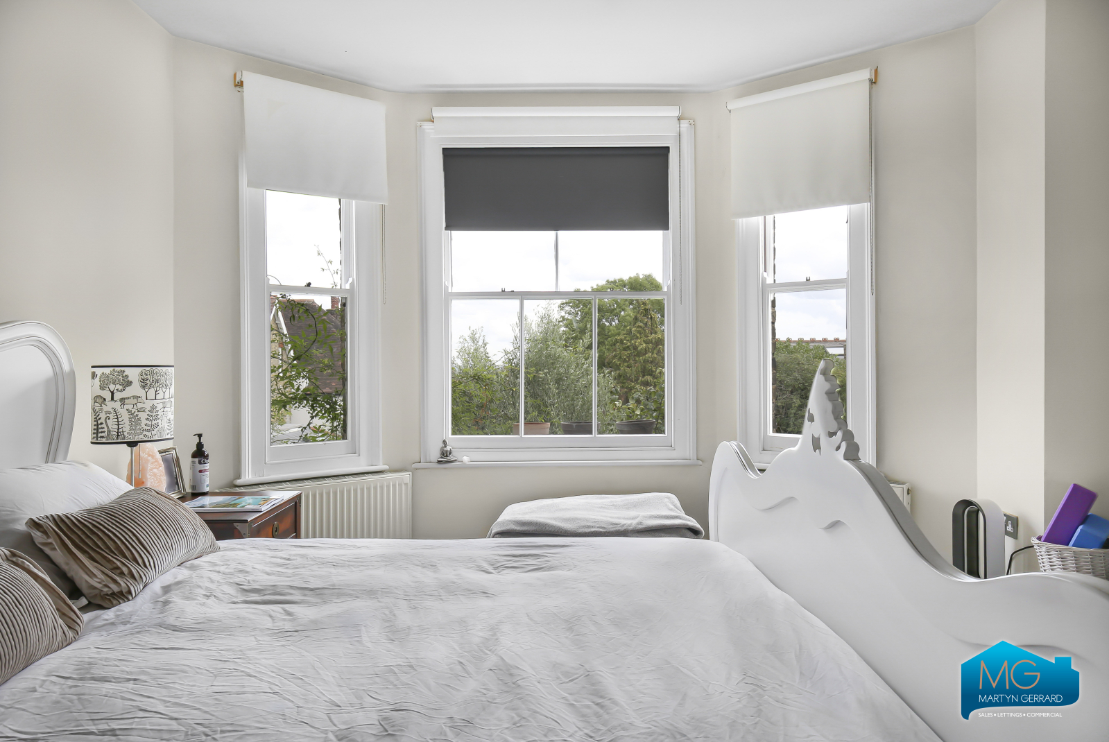 2 bedroom Apartment to rent - Martyn Gerrard