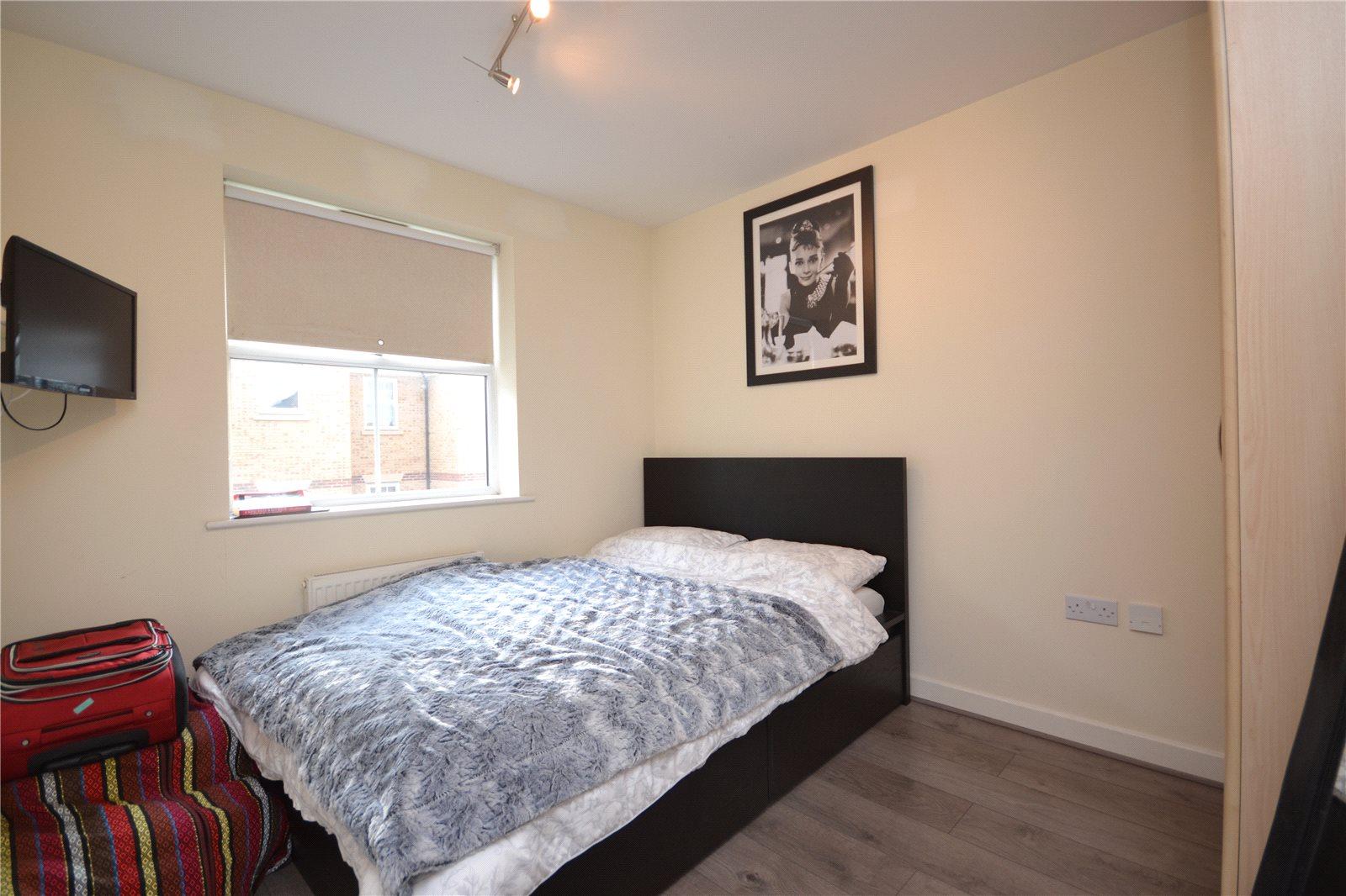 2 bedroom Property to rent - Martyn Gerrard