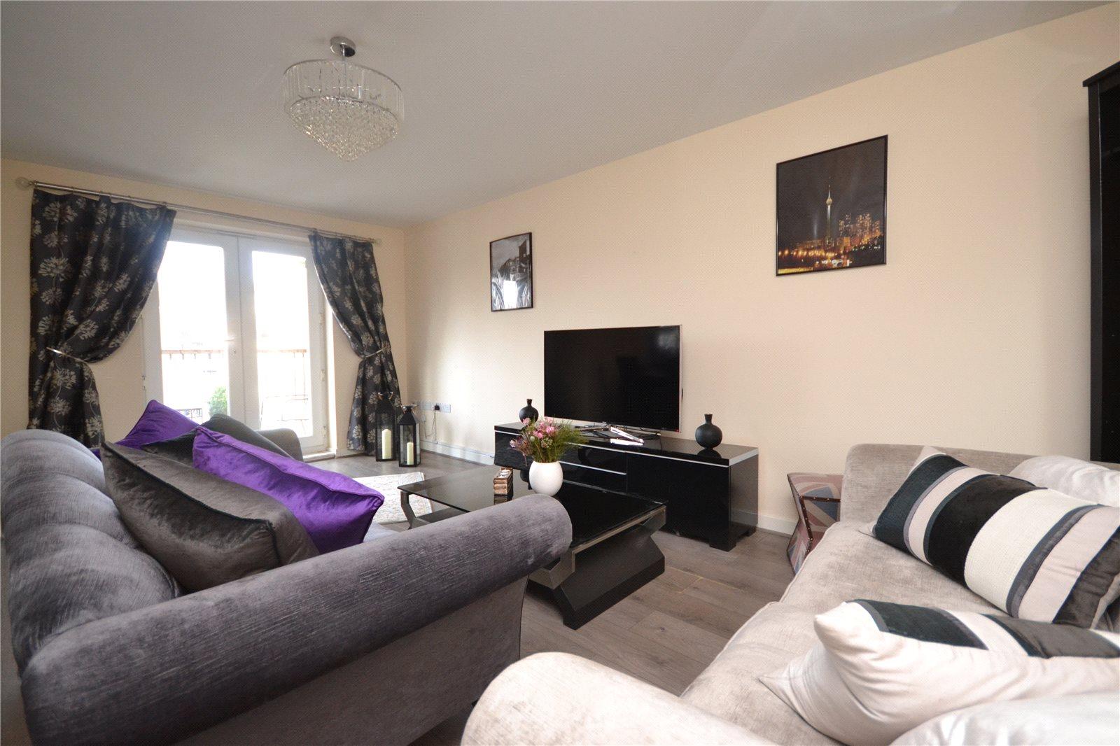 2 bedroom Property to rent - Martyn Gerrard
