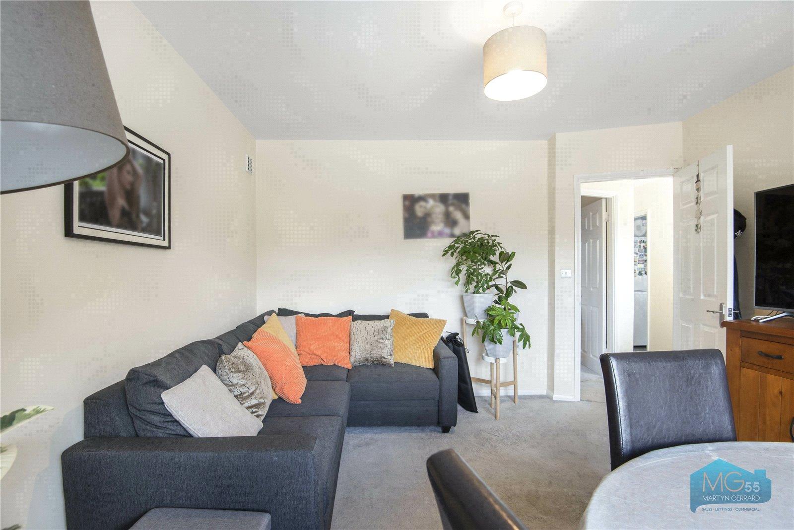 2 bedroom Maisonette to rent - Martyn Gerrard