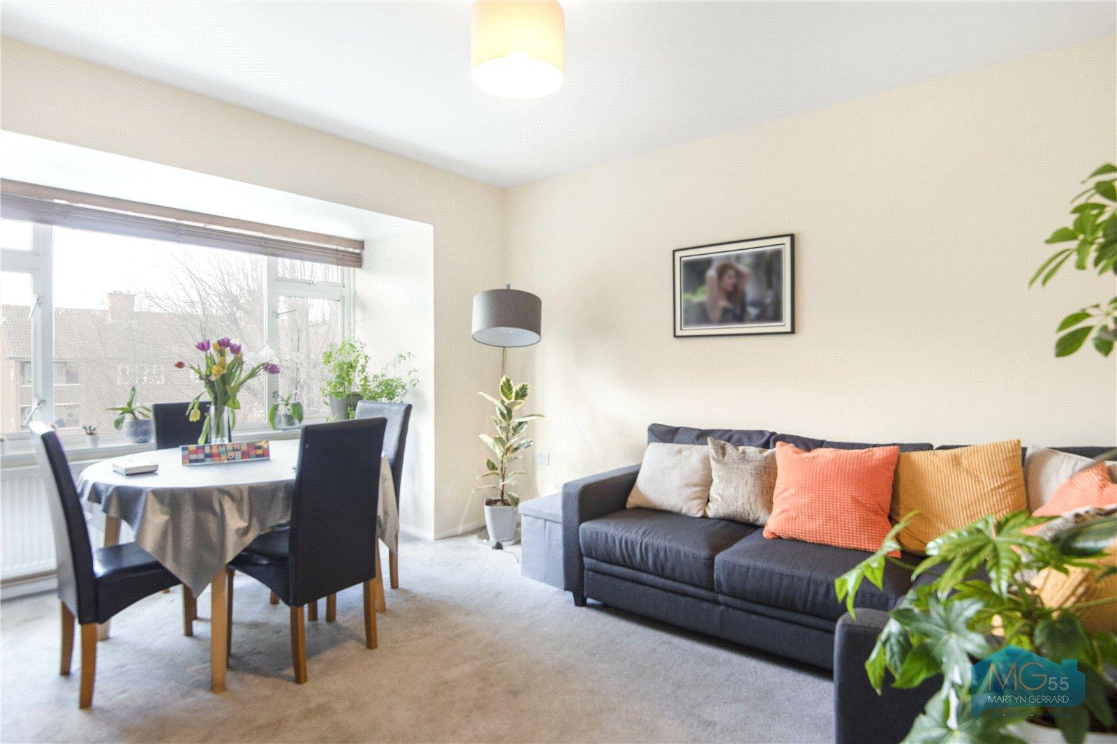 2 bedroom Maisonette to rent - Martyn Gerrard