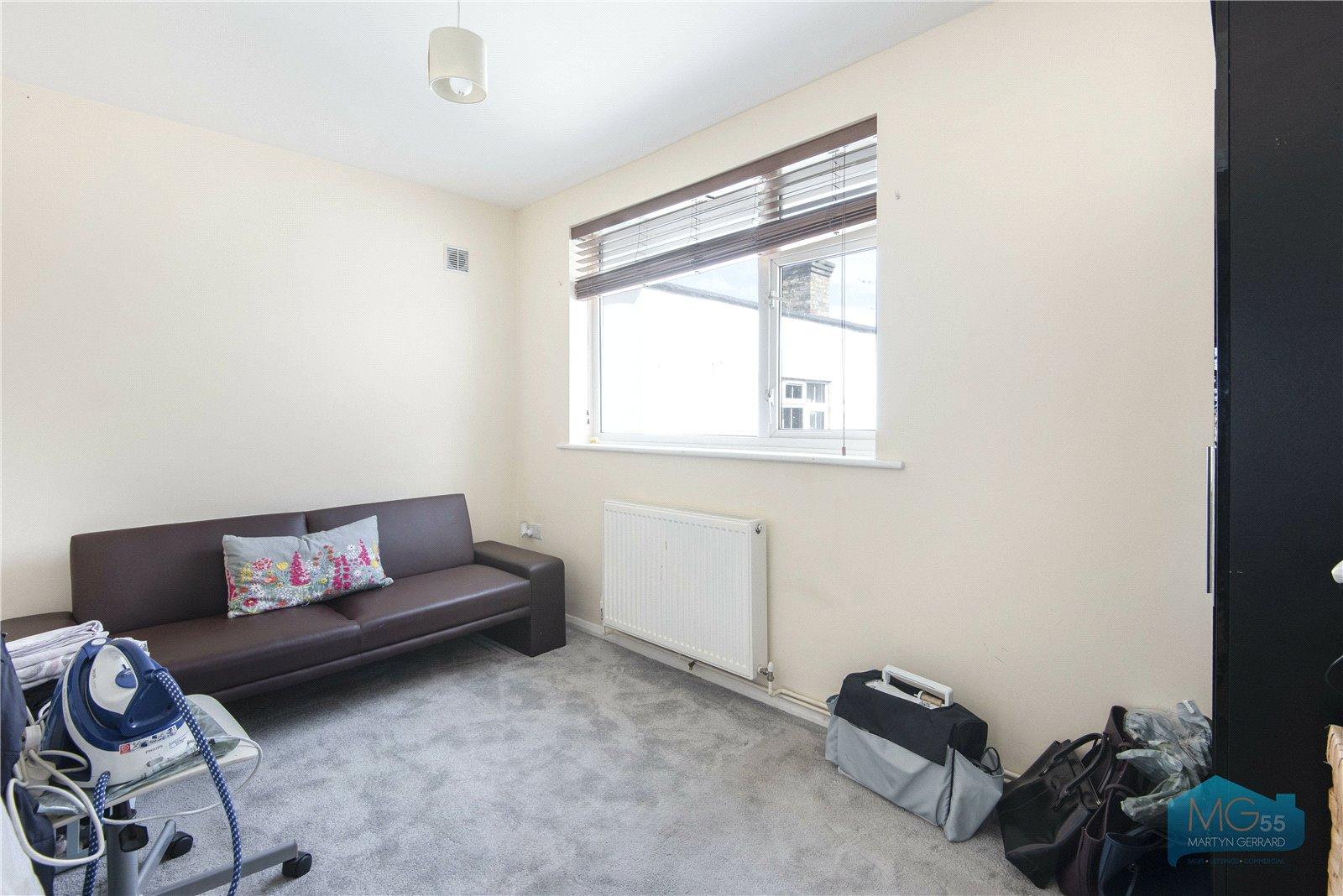 2 bedroom Maisonette to rent - Martyn Gerrard