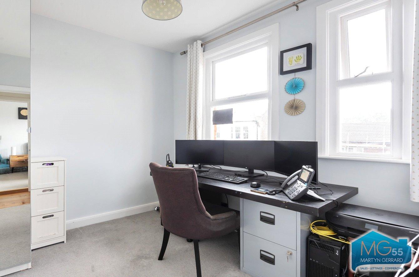 3 bedroom Apartment to rent - Martyn Gerrard