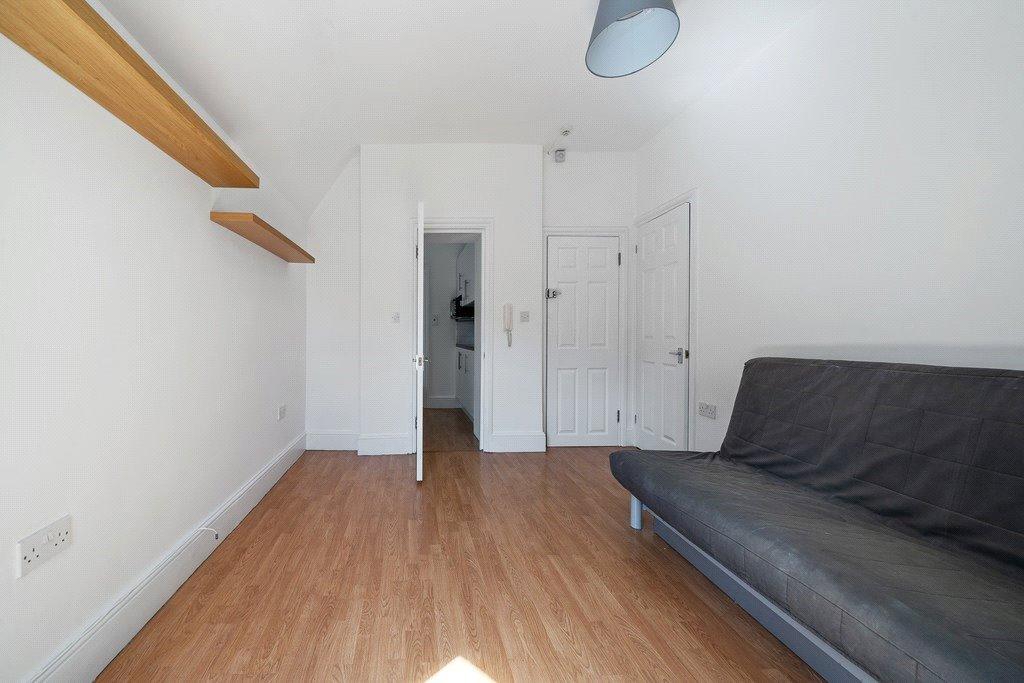 Apartment to rent - Martyn Gerrard