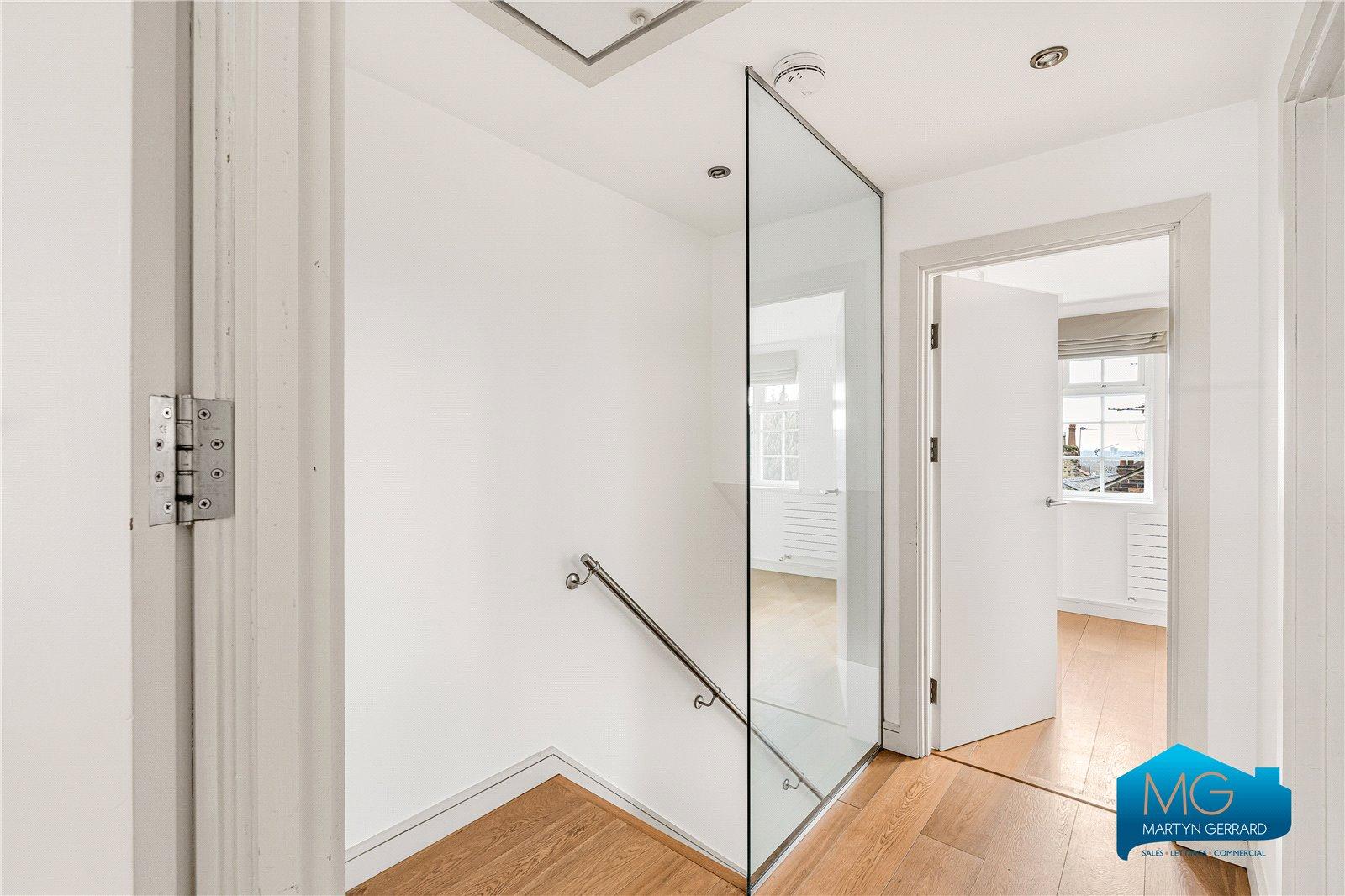 2 bedroom Terraced House to rent - Martyn Gerrard