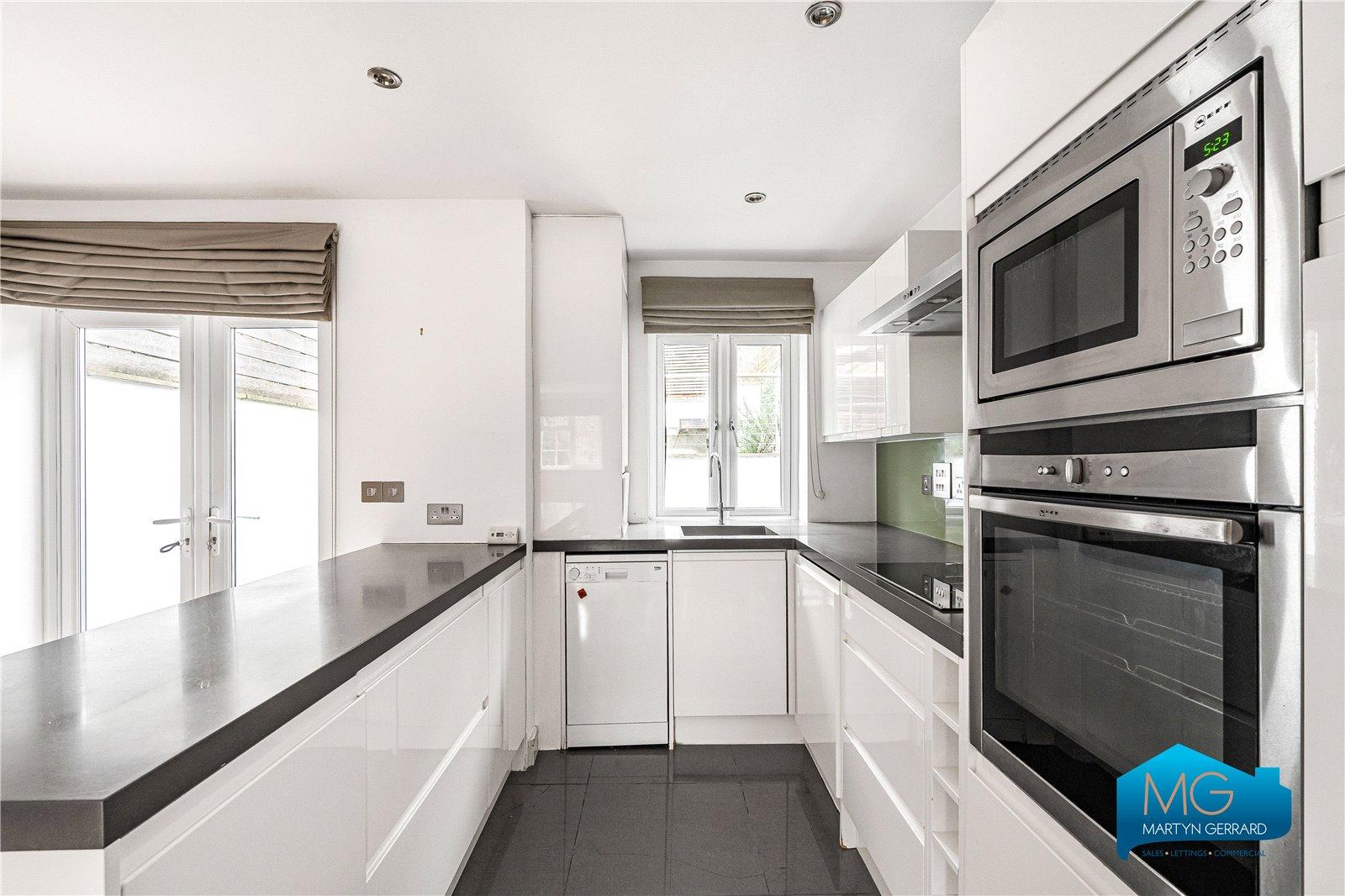 2 bedroom Terraced House to rent - Martyn Gerrard