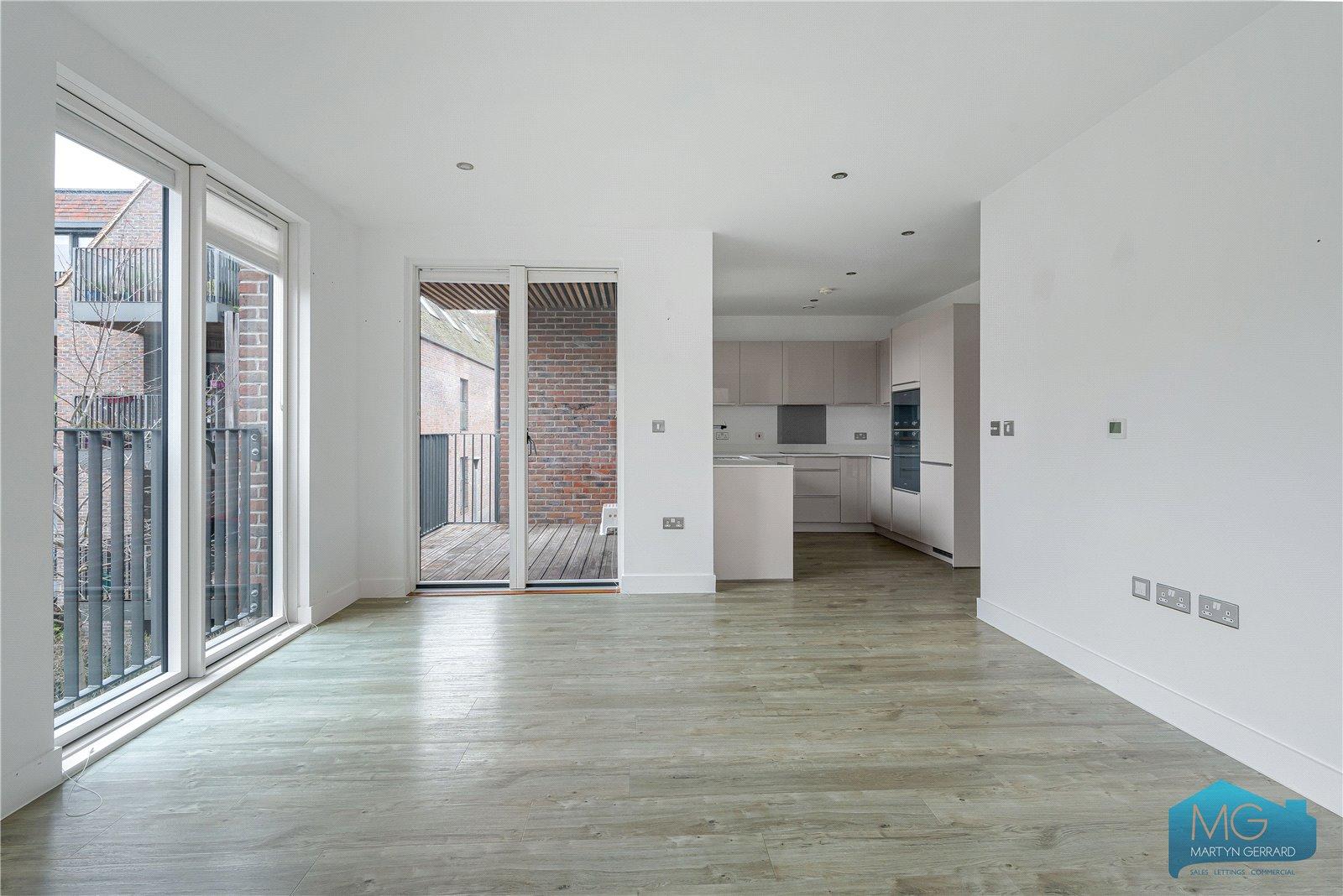2 bedroom Apartment for sale - Martyn Gerrard