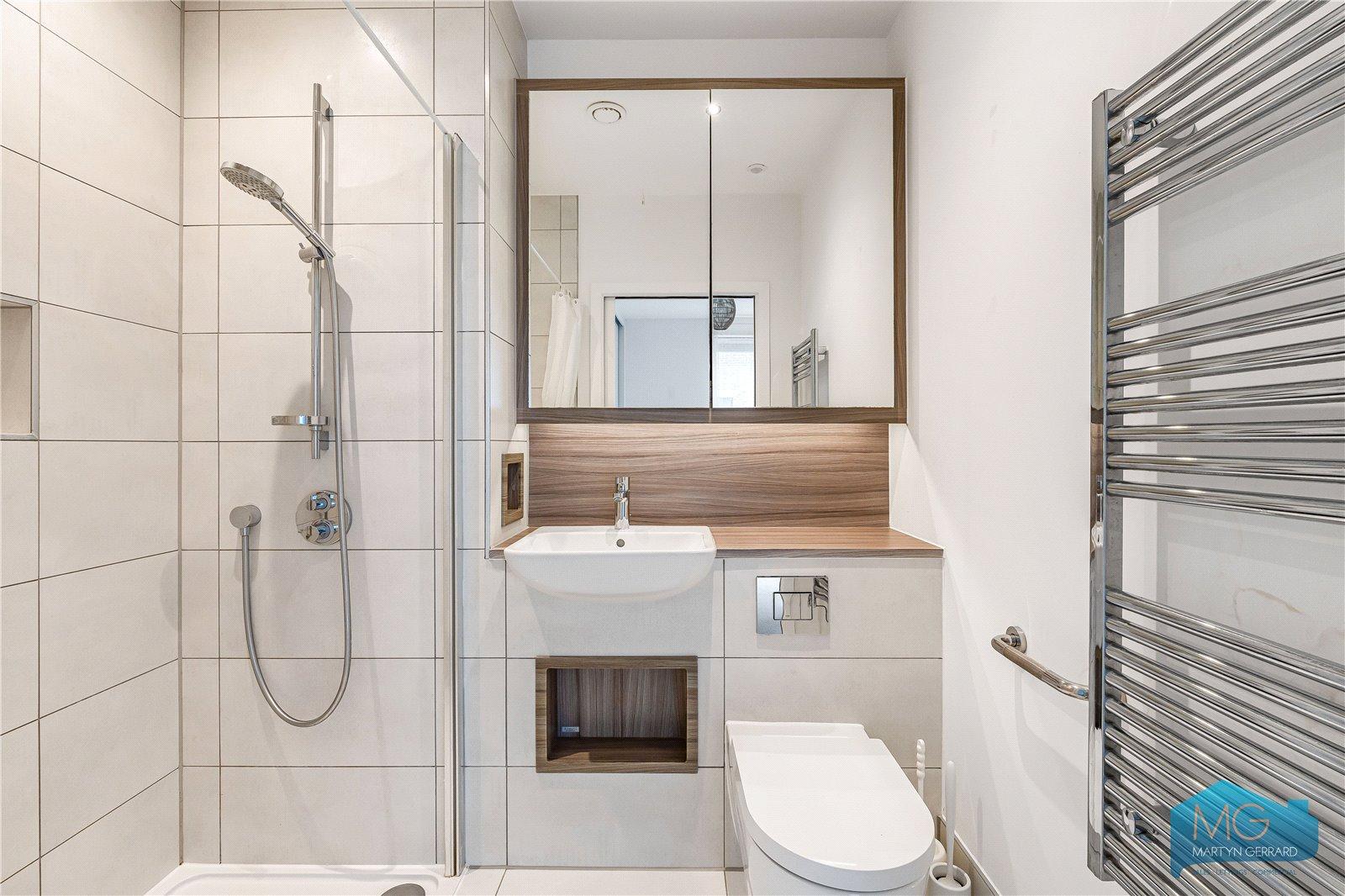 2 bedroom Apartment for sale - Martyn Gerrard