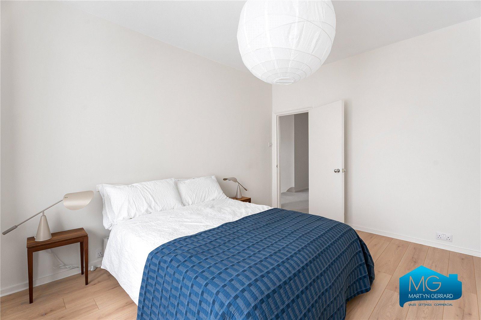 4 bedroom Semi-Detached House to rent - Martyn Gerrard